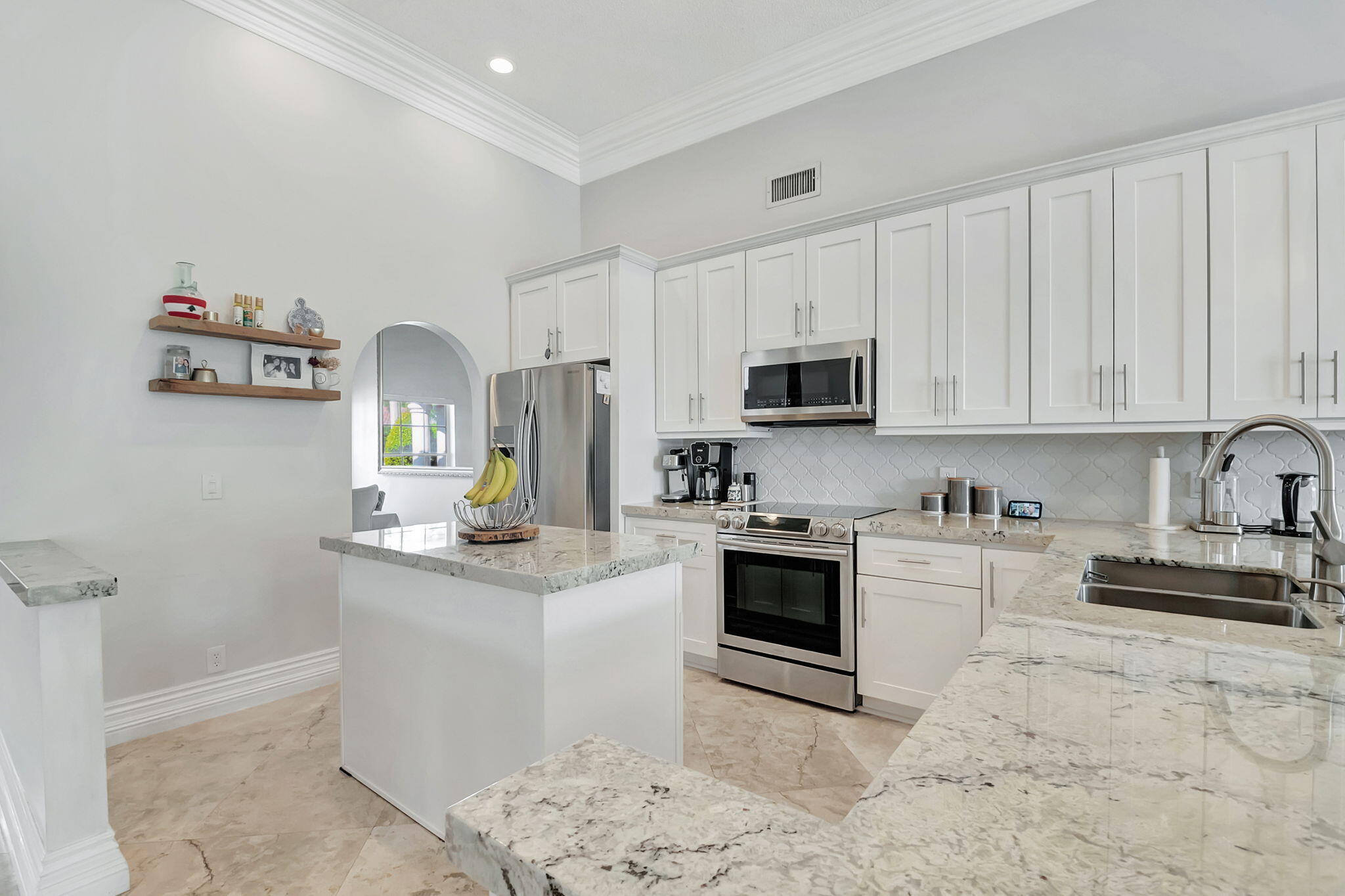 10776 Queen Palm Court