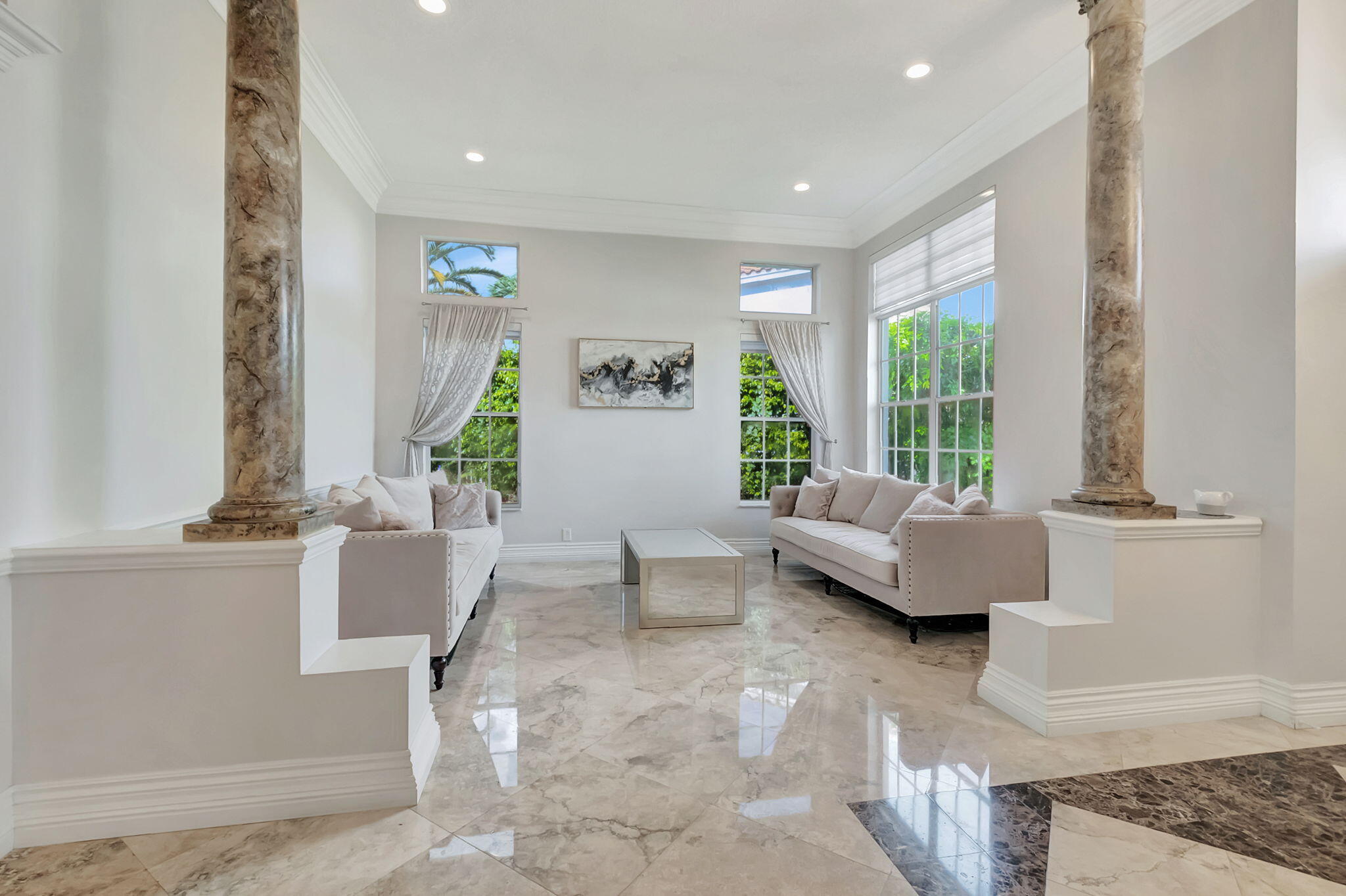 10776 Queen Palm Court