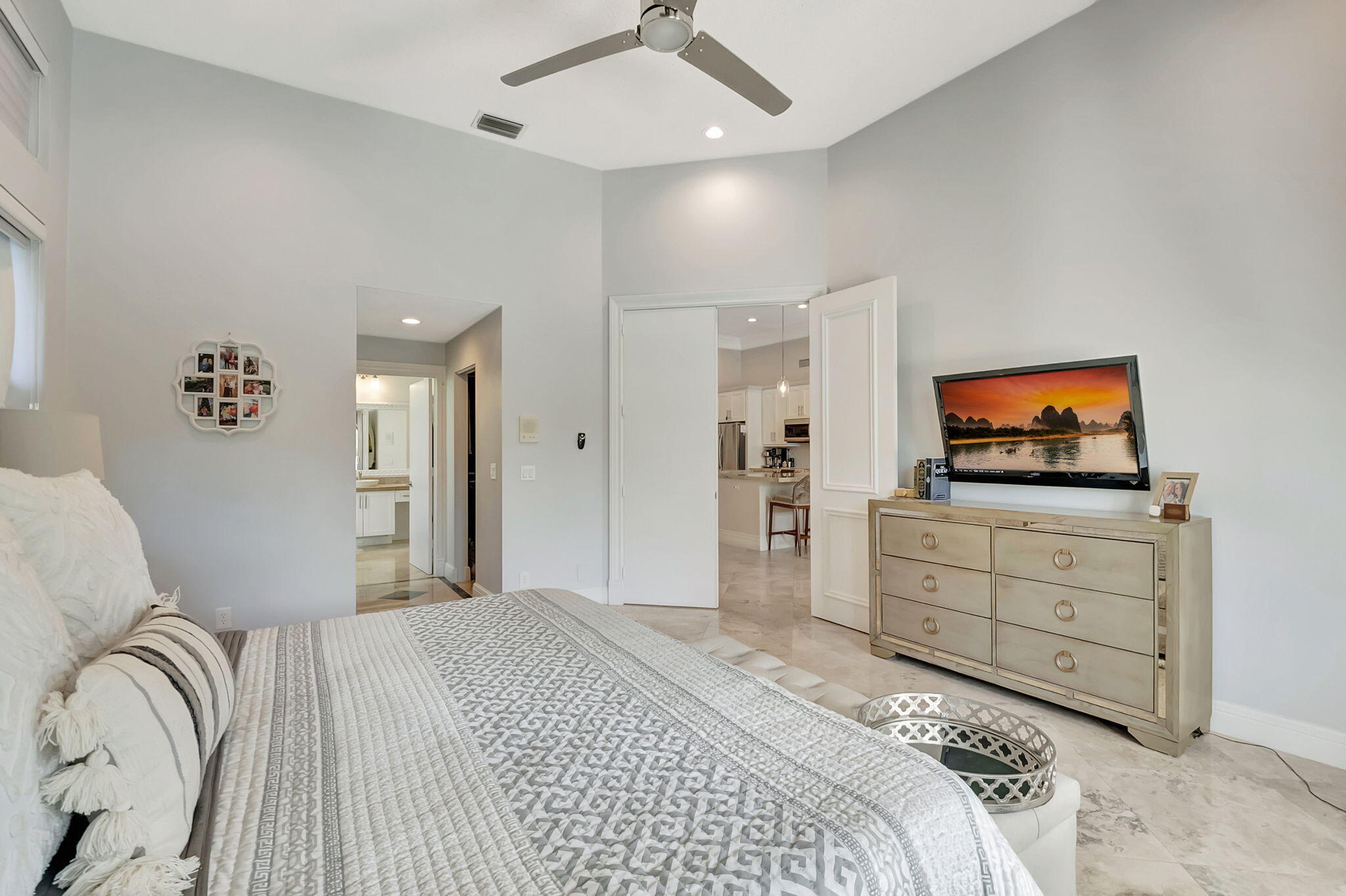 10776 Queen Palm Court