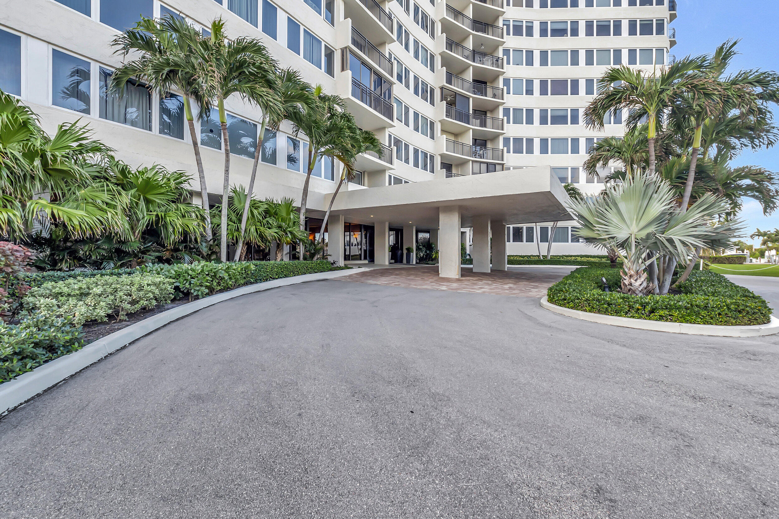 3912 S Ocean Boulevard 212