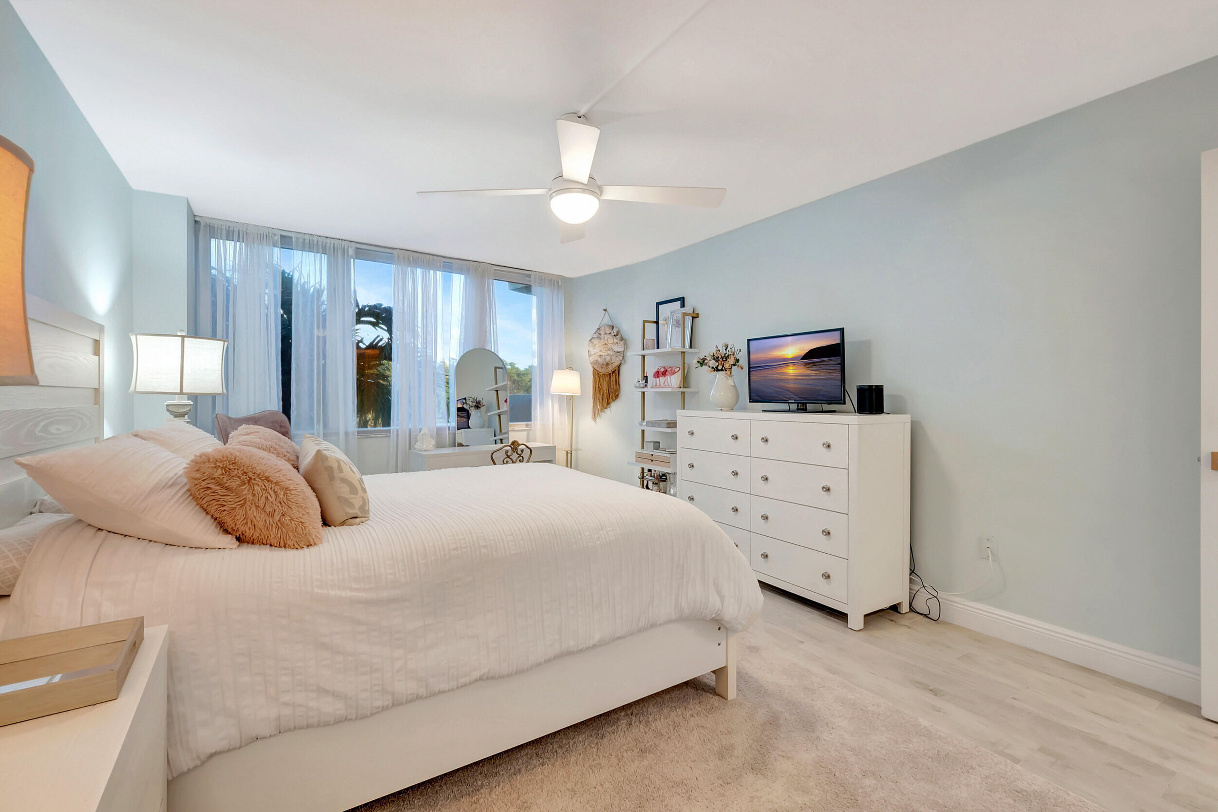 3912 S Ocean Boulevard 212
