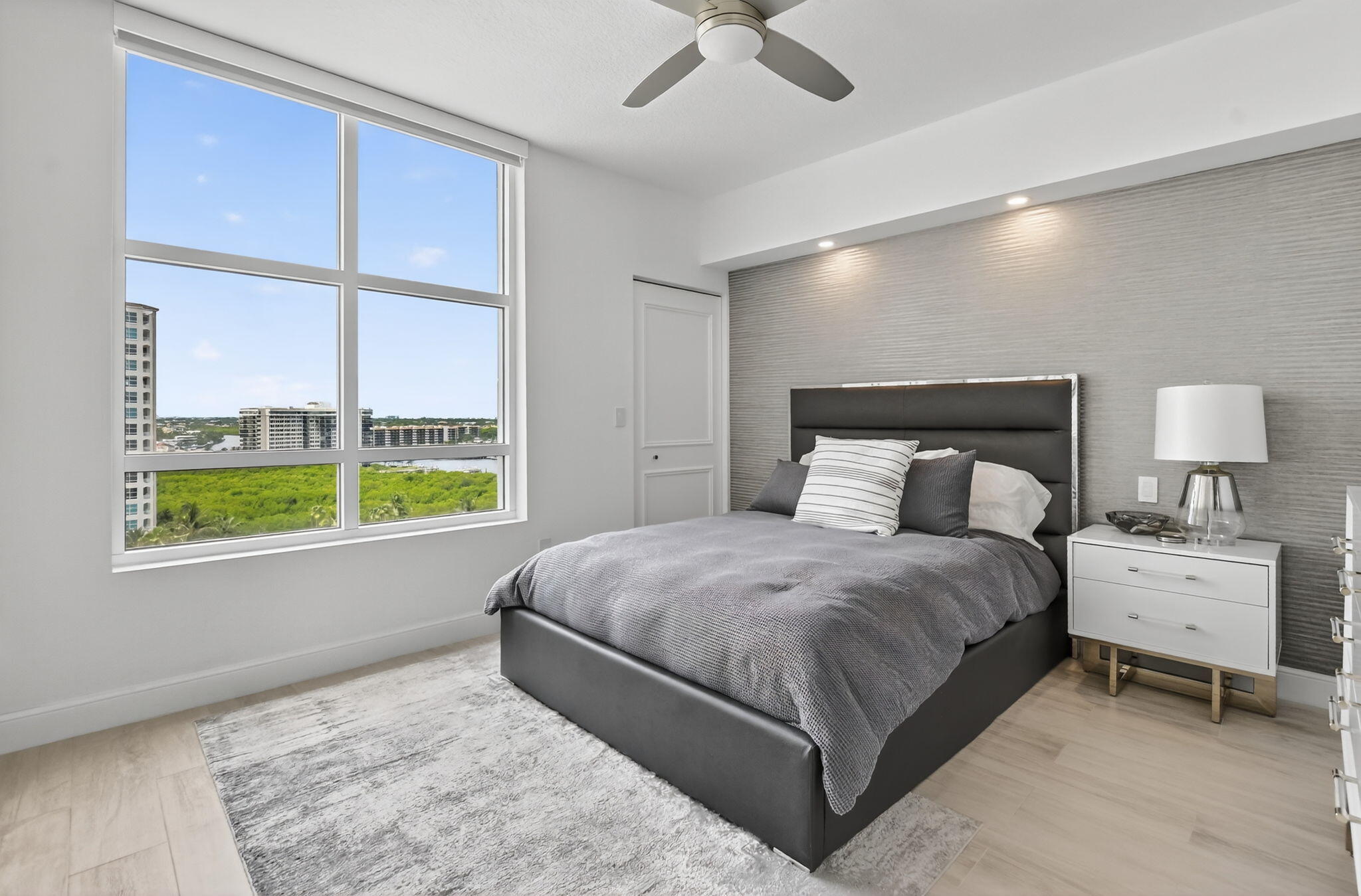 3700 S Ocean Boulevard 1107