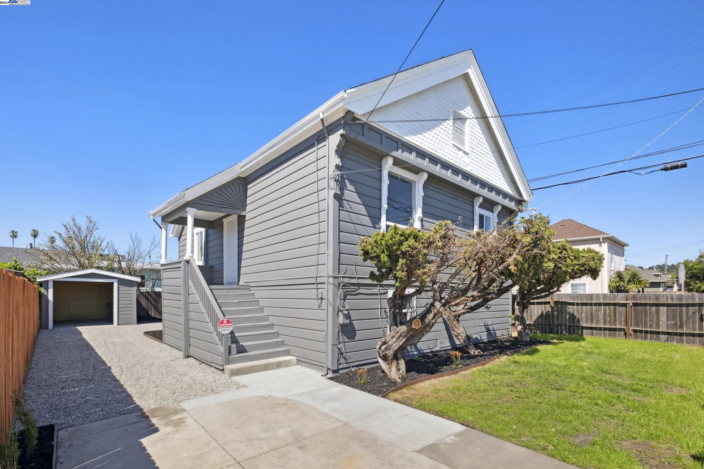 1649 94Th Ave