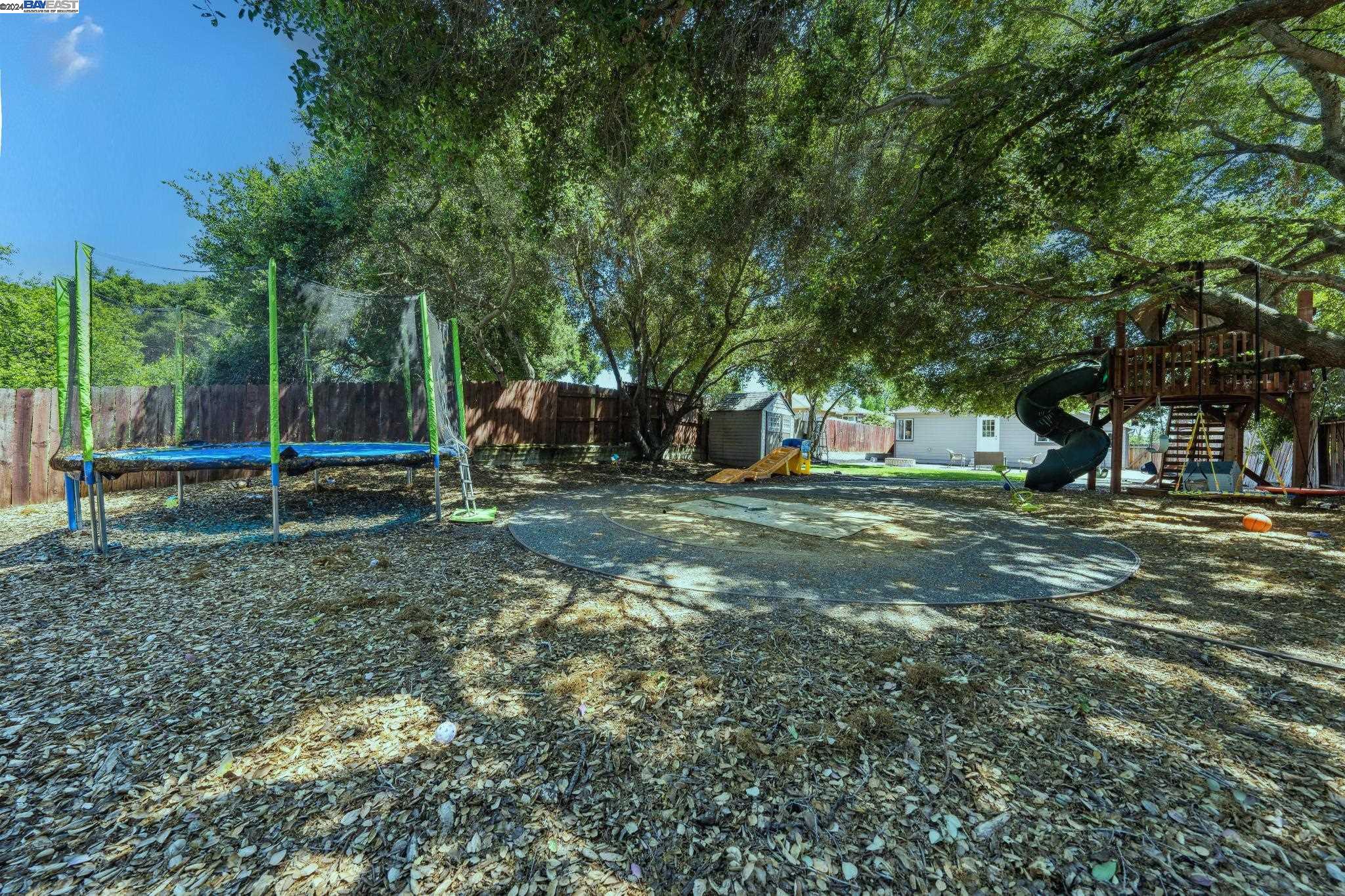 1327 Highland Blvd