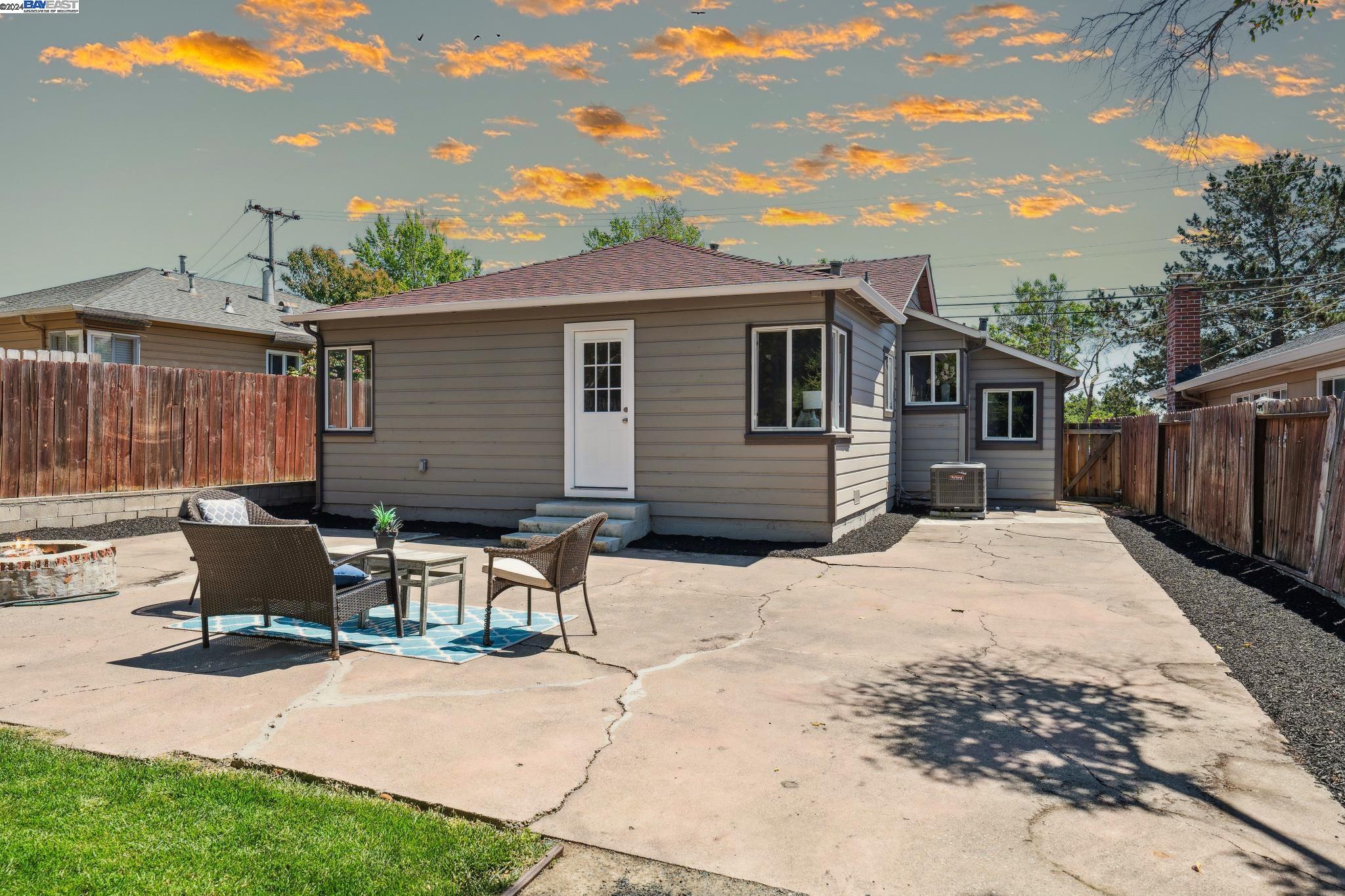 1327 Highland Blvd