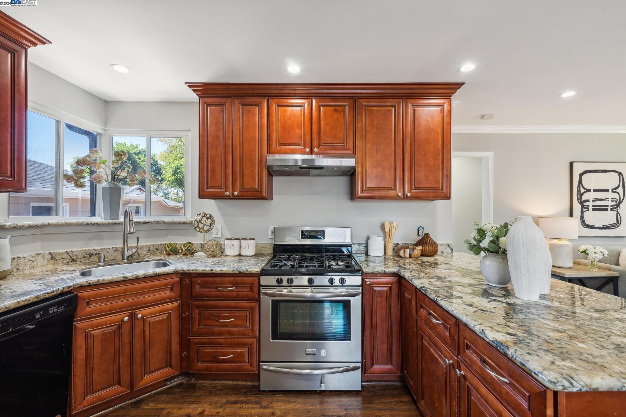 1327 Highland Blvd