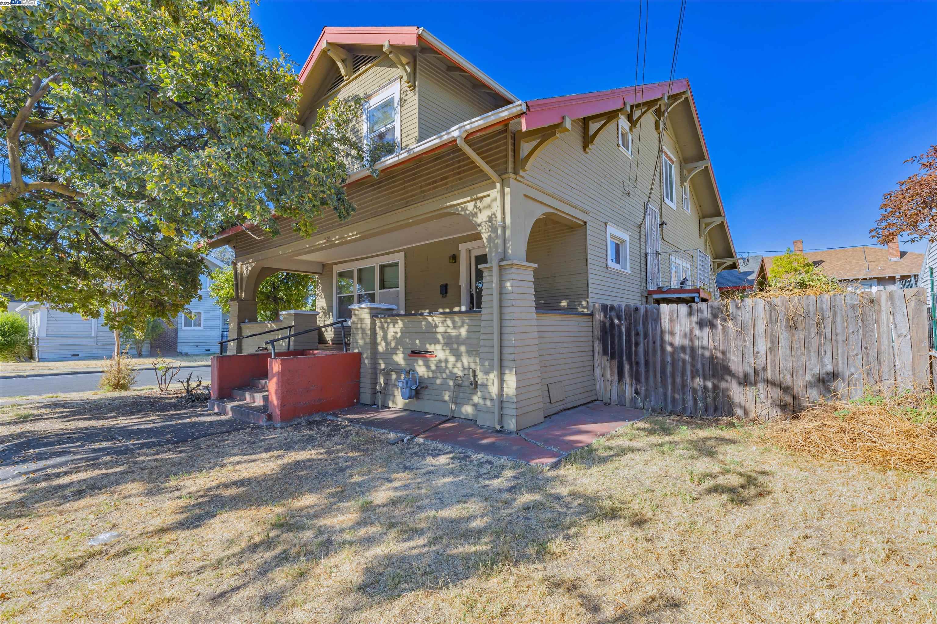 1601 N El Dorado St