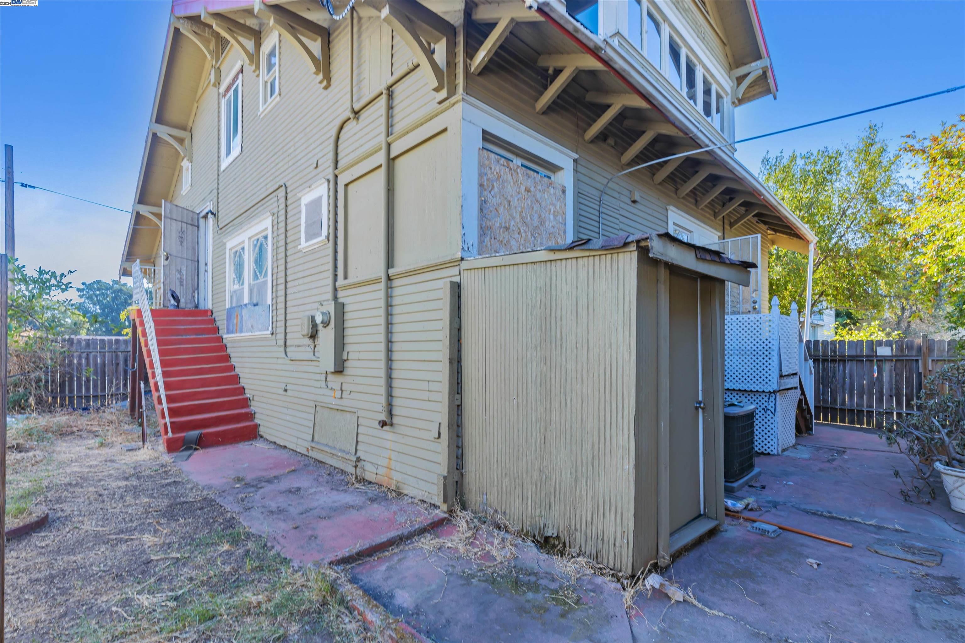 1601 N El Dorado St