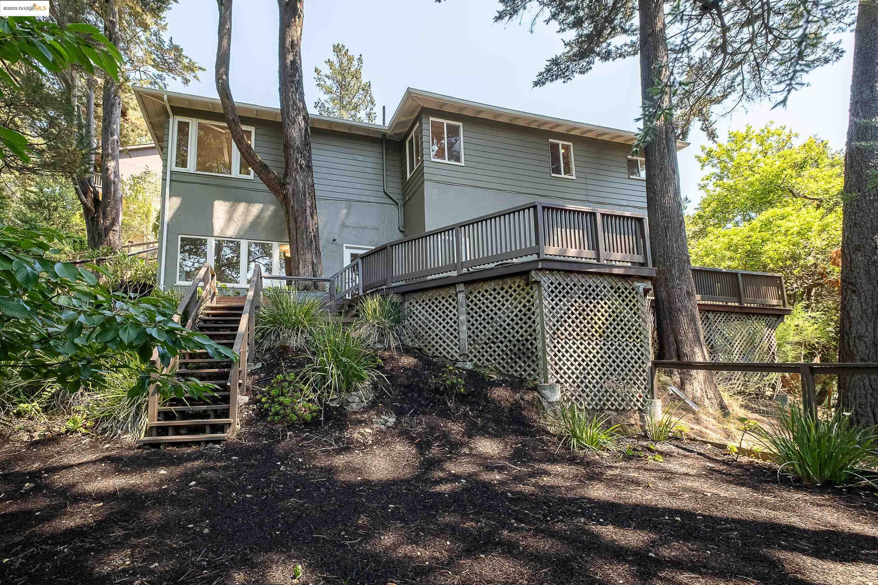 6537 Aitken Dr