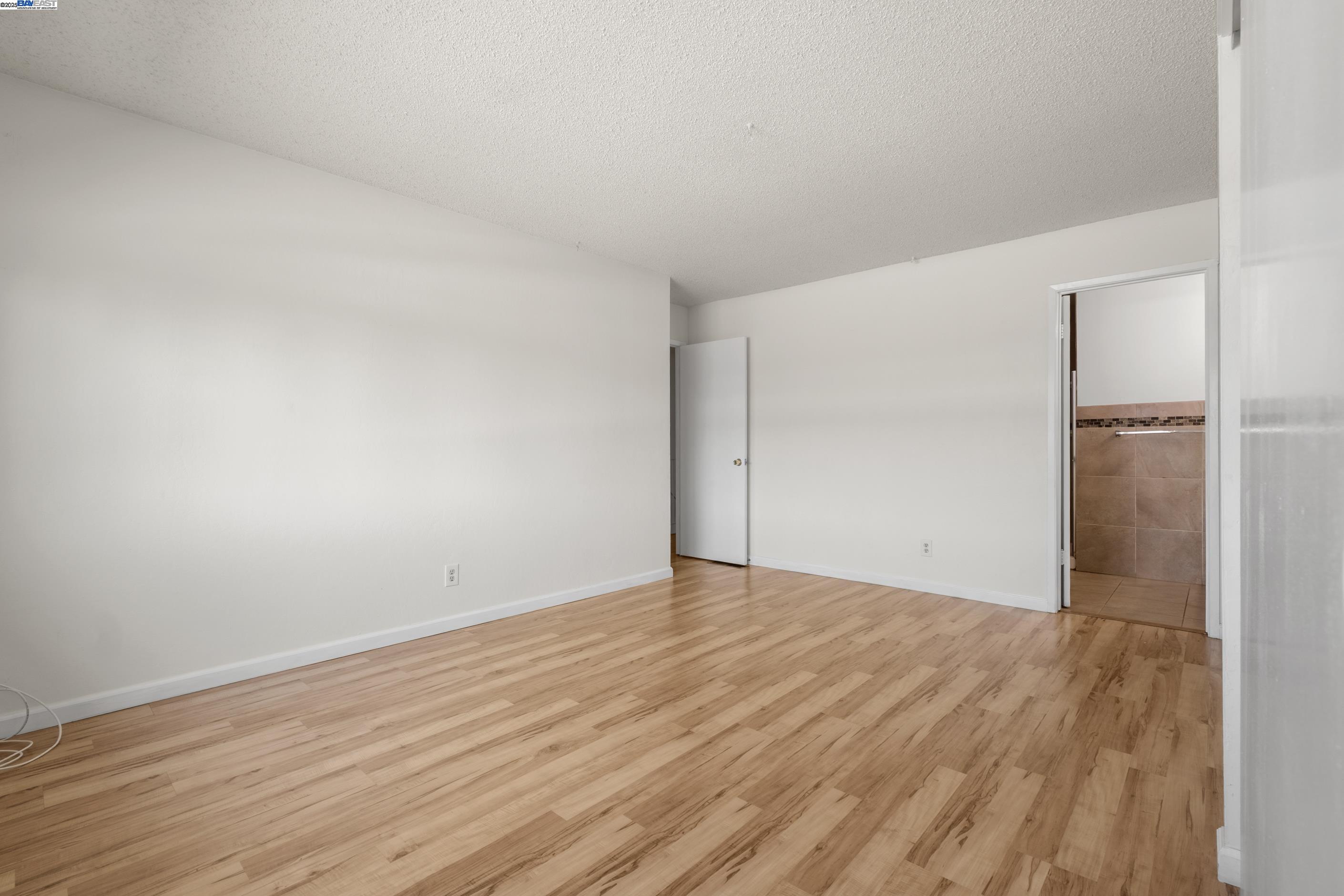 34579 Bluestone Cmn