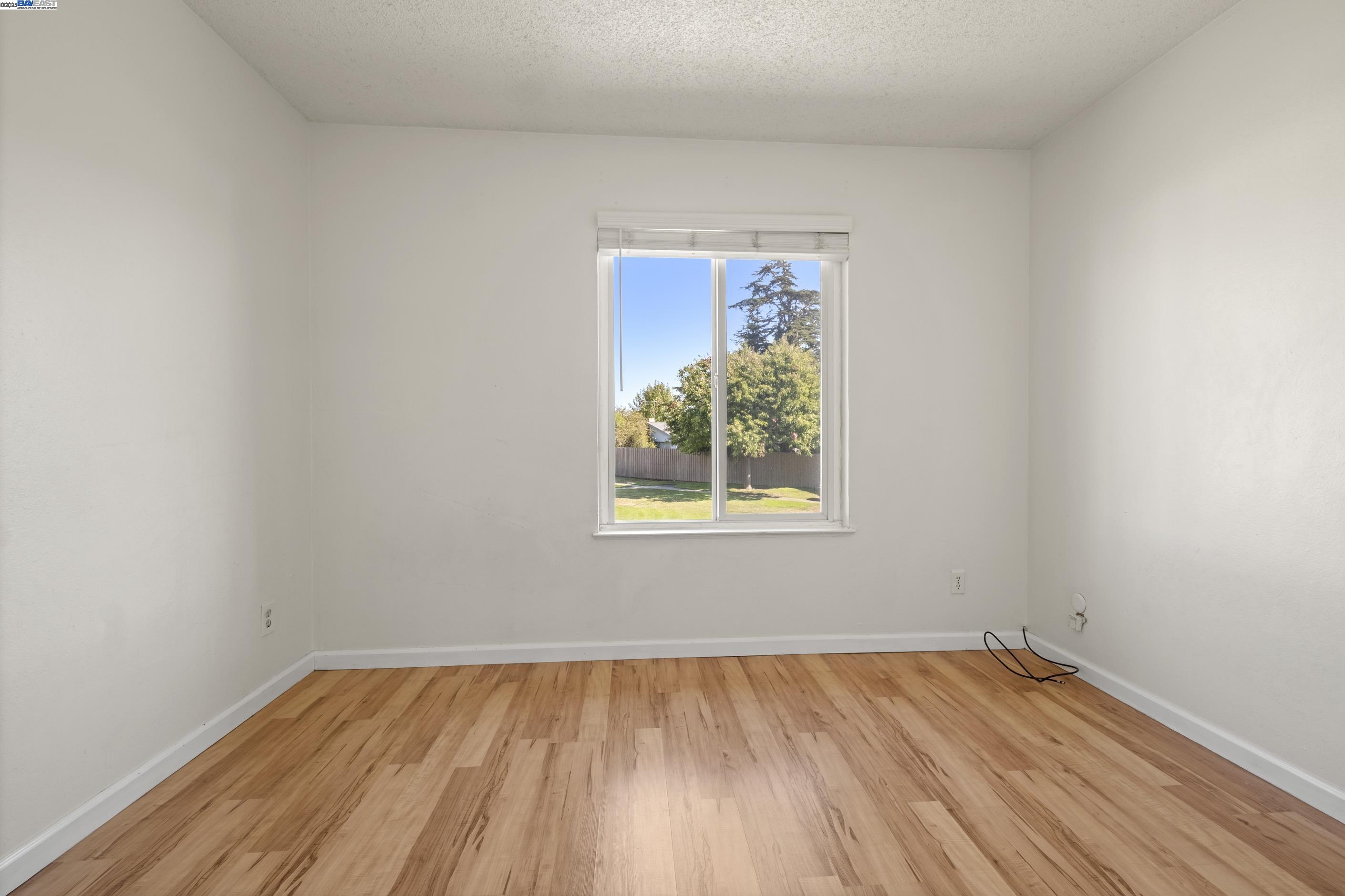 34579 Bluestone Cmn