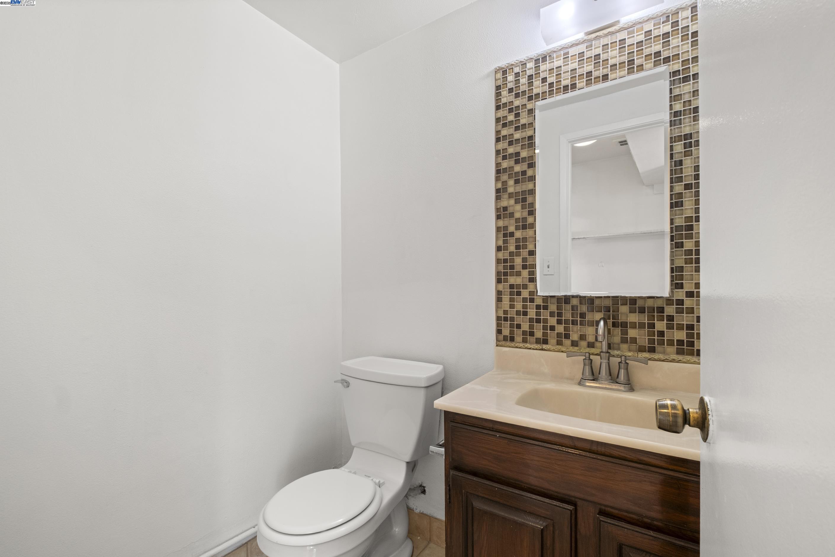 34579 Bluestone Cmn