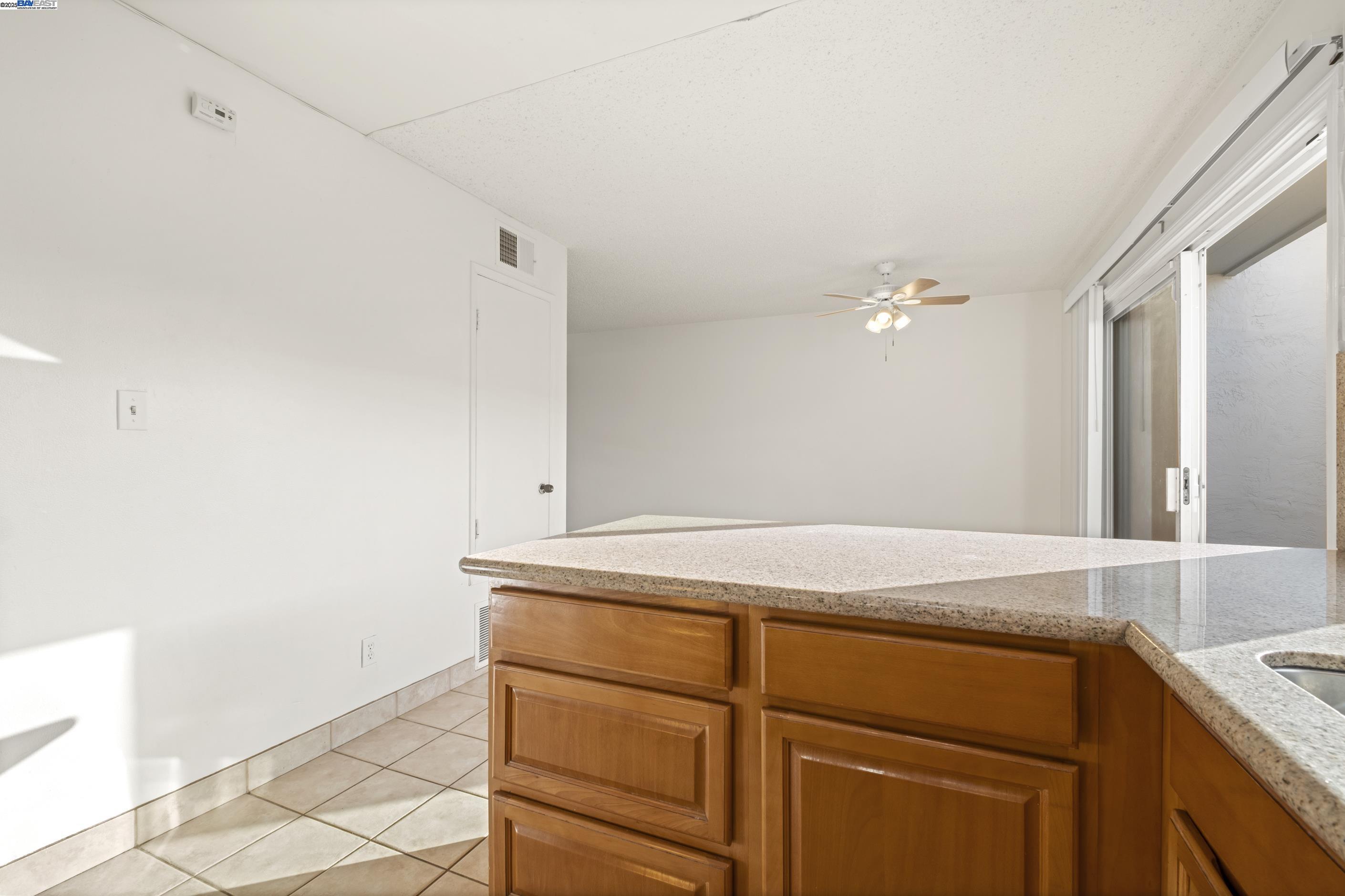 34579 Bluestone Cmn