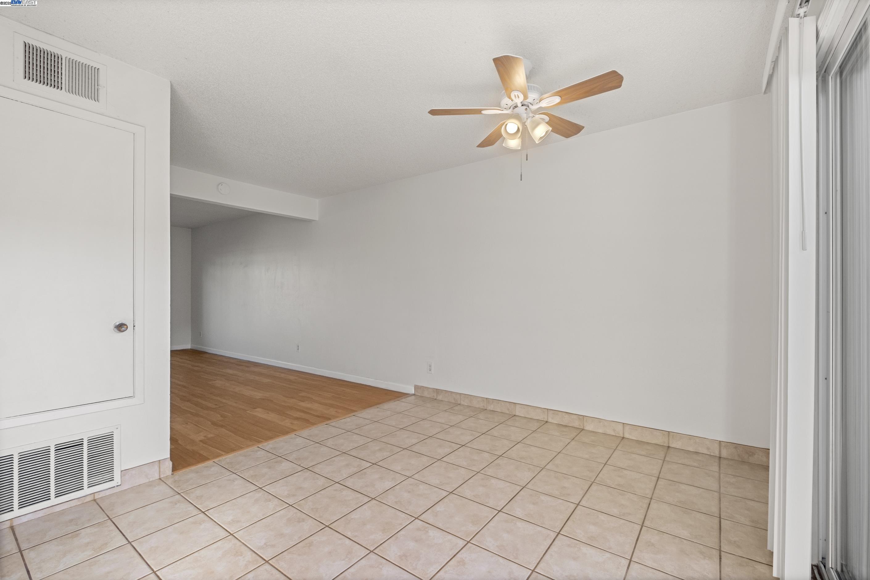 34579 Bluestone Cmn