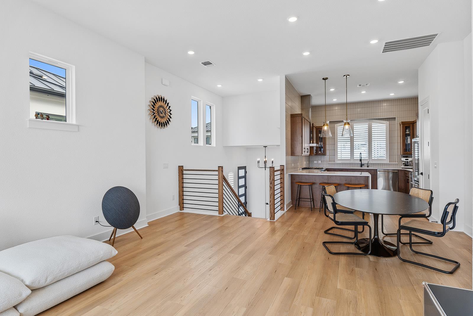 26 Maybury WAY