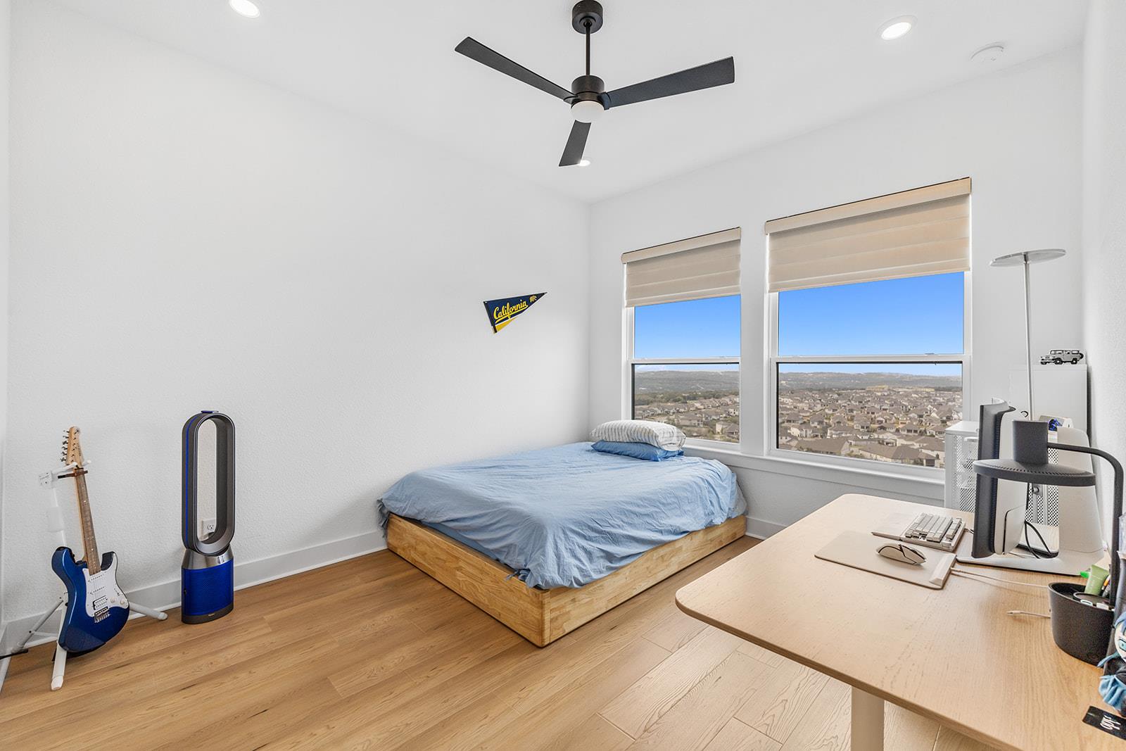 26 Maybury WAY
