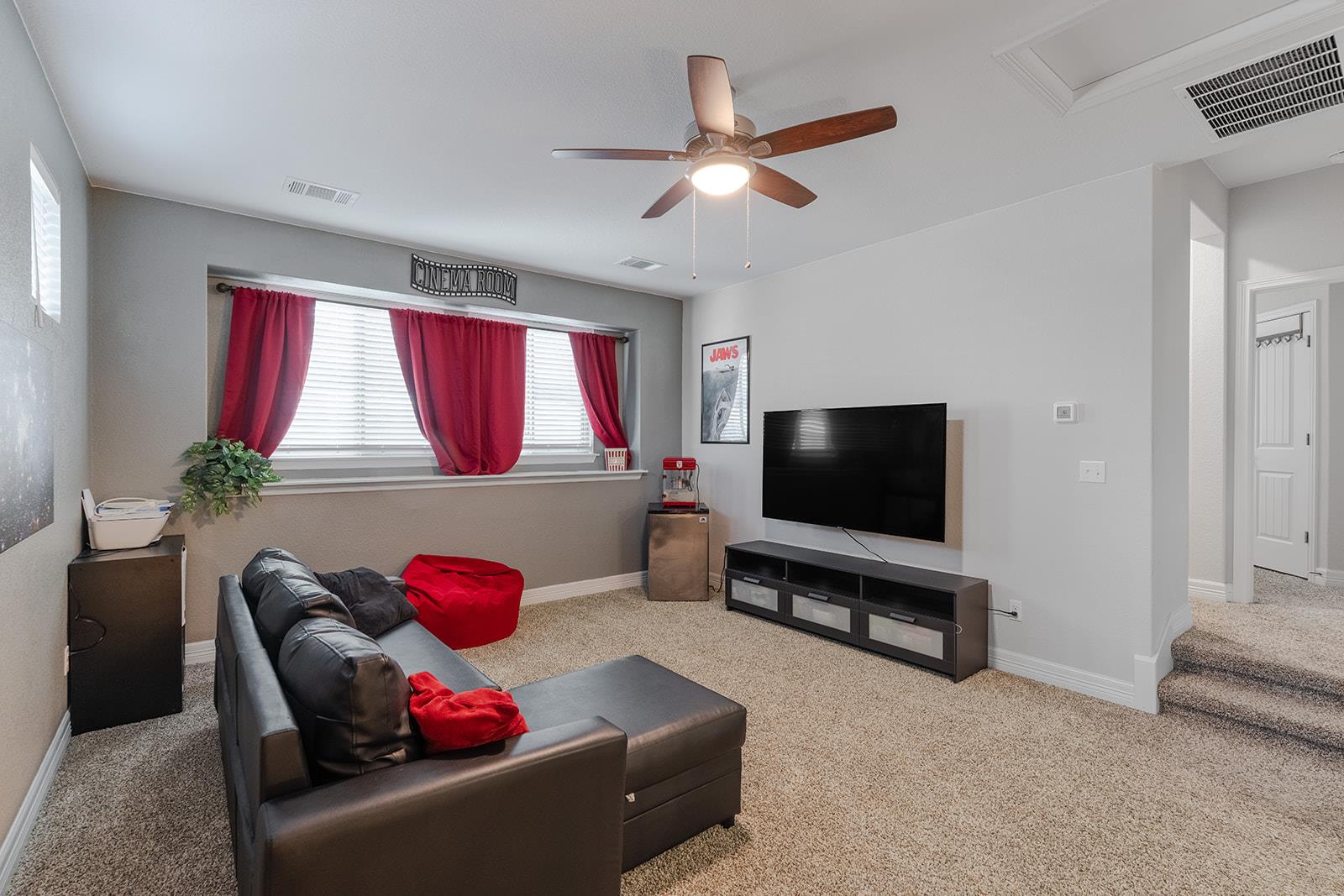 812 Heartleaf DR