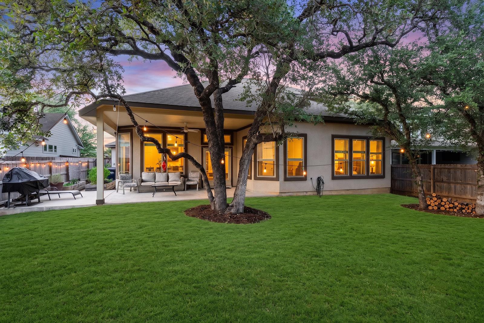 812 Heartleaf DR
