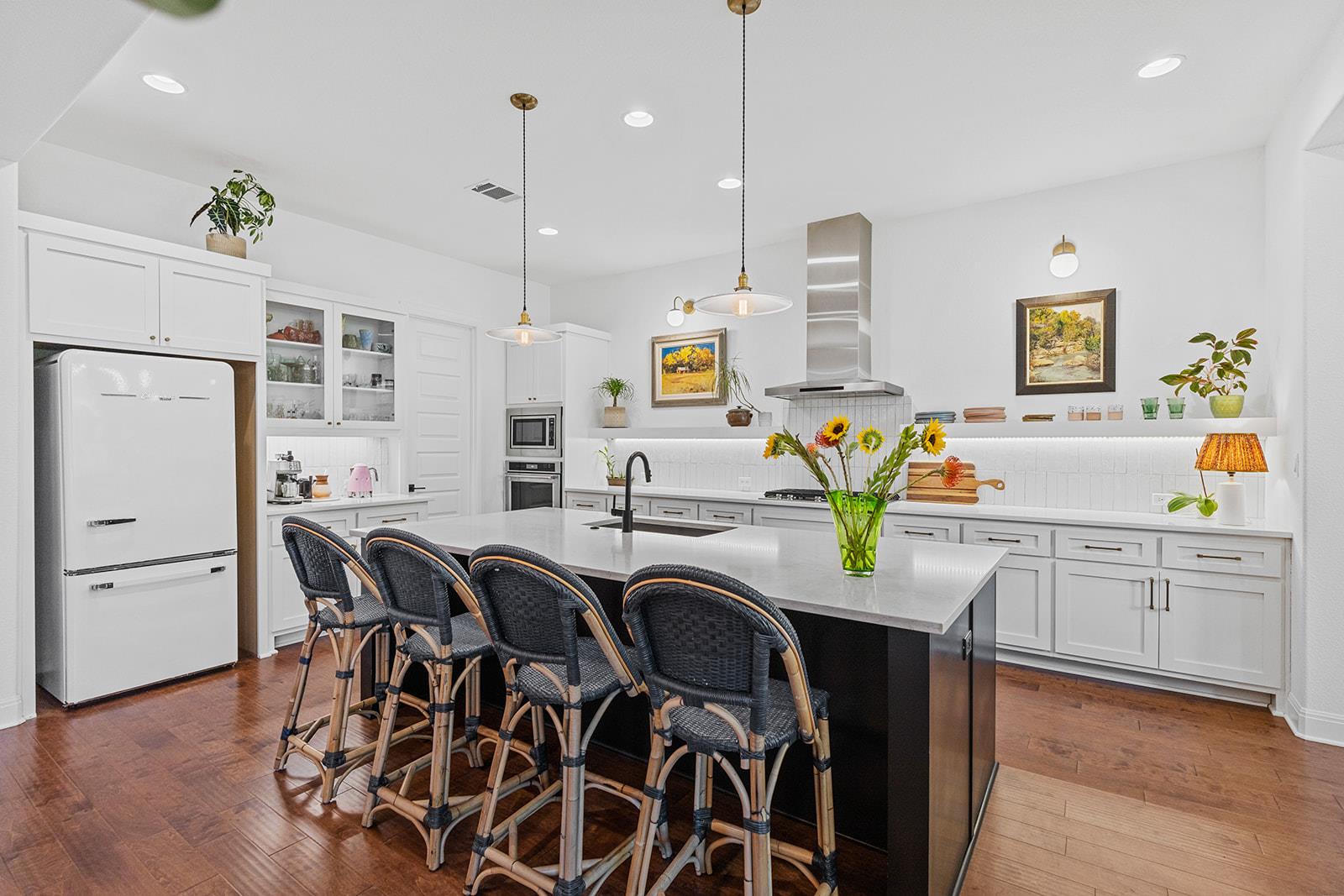 129 Hollytree CT