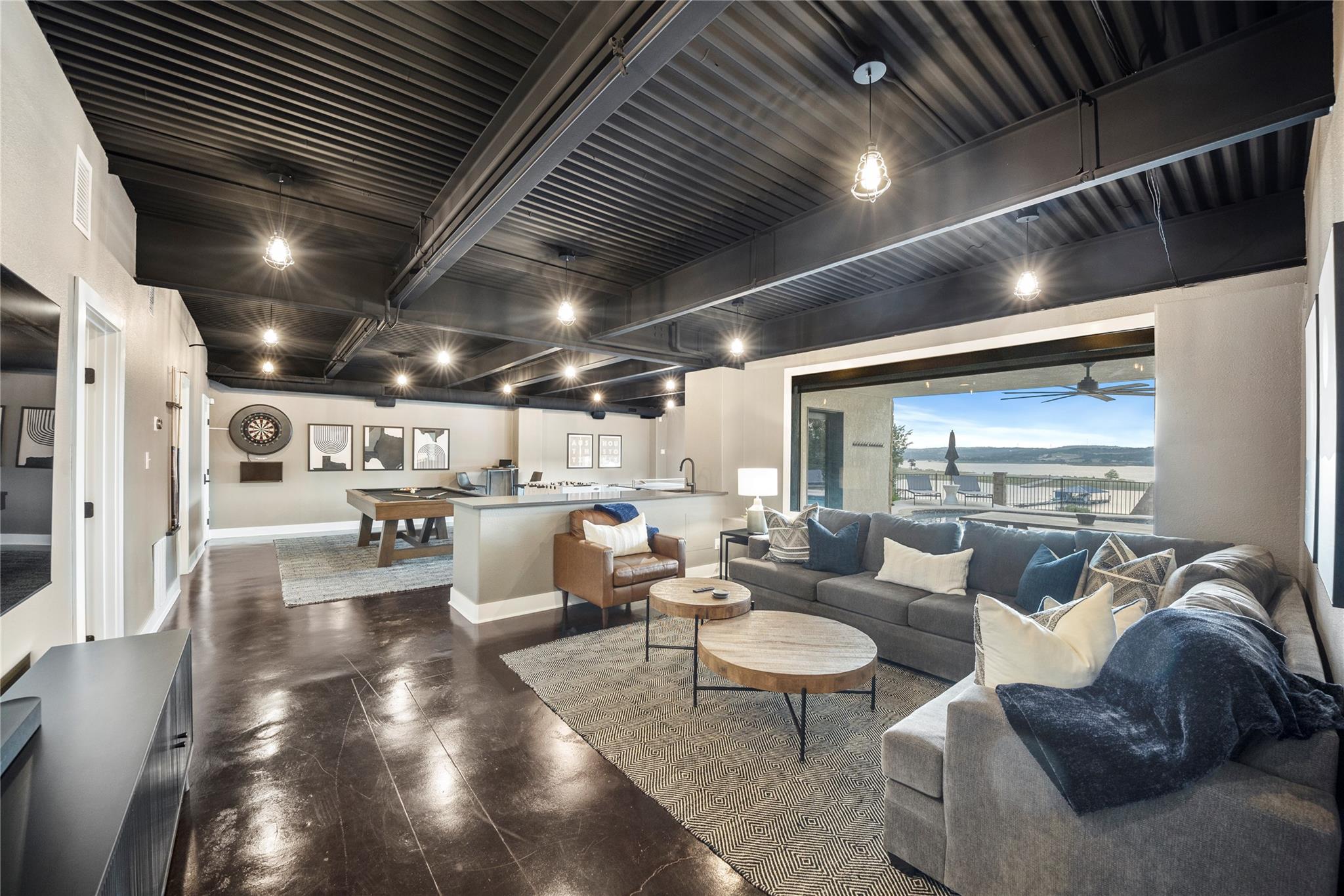 516 Deckhouse DR