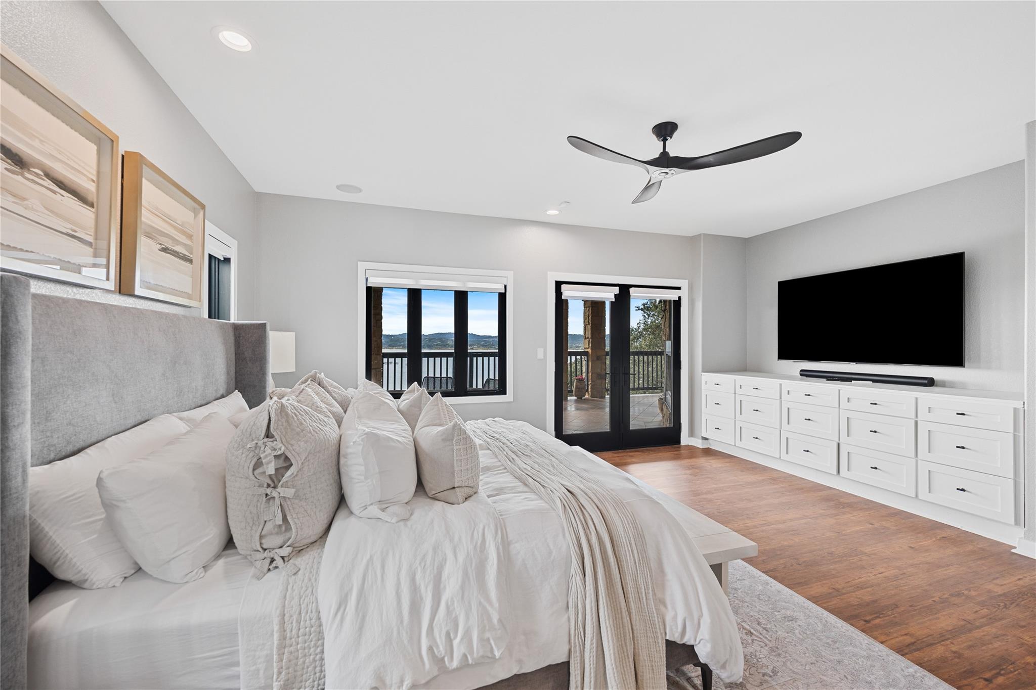 516 Deckhouse DR