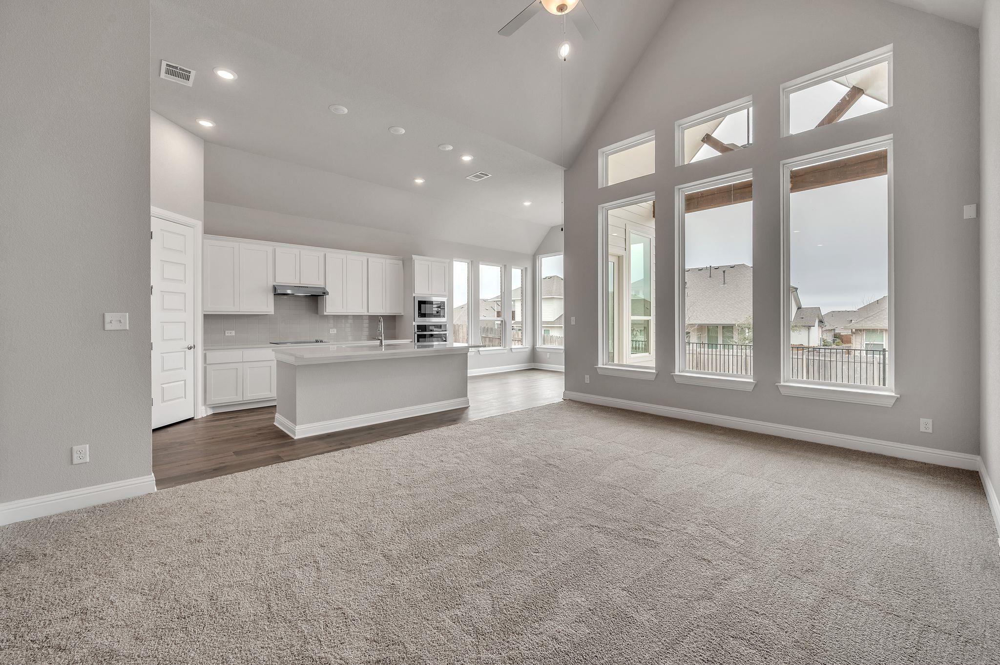 325 Crescent Heights DR