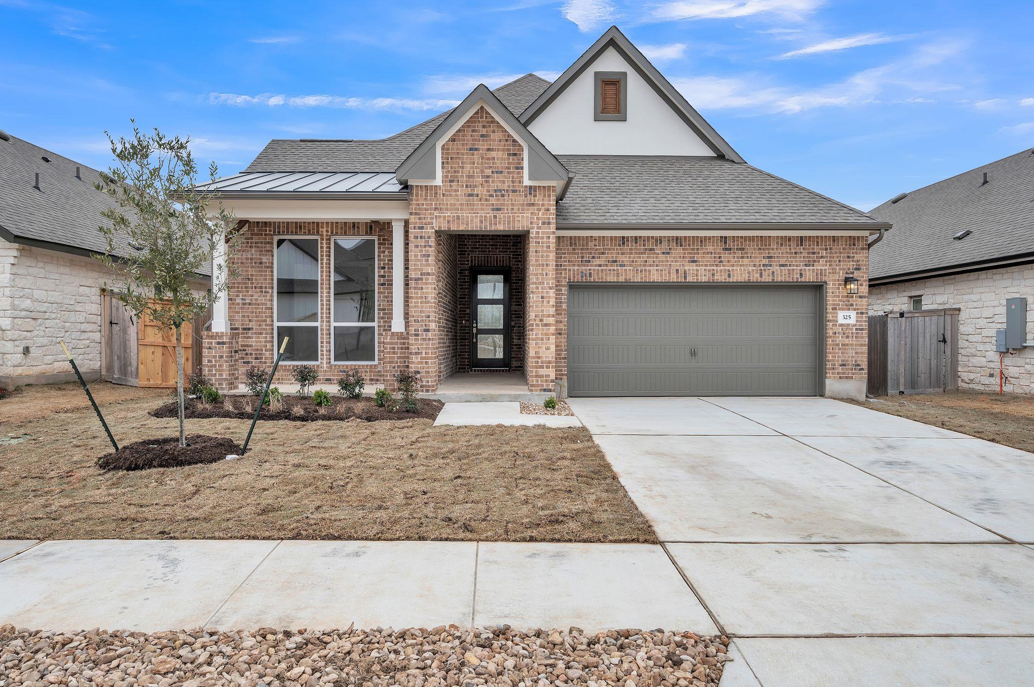 325 Crescent Heights DR