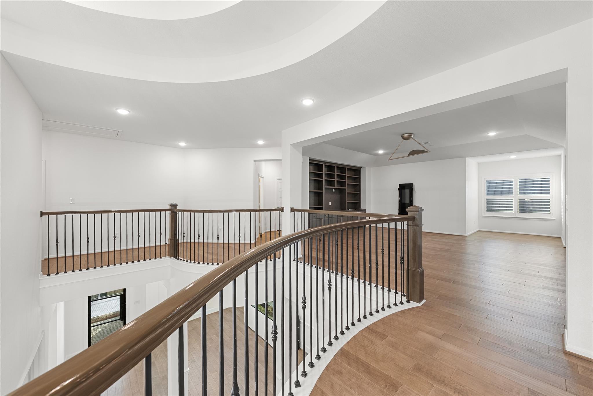 312 Bisset CT