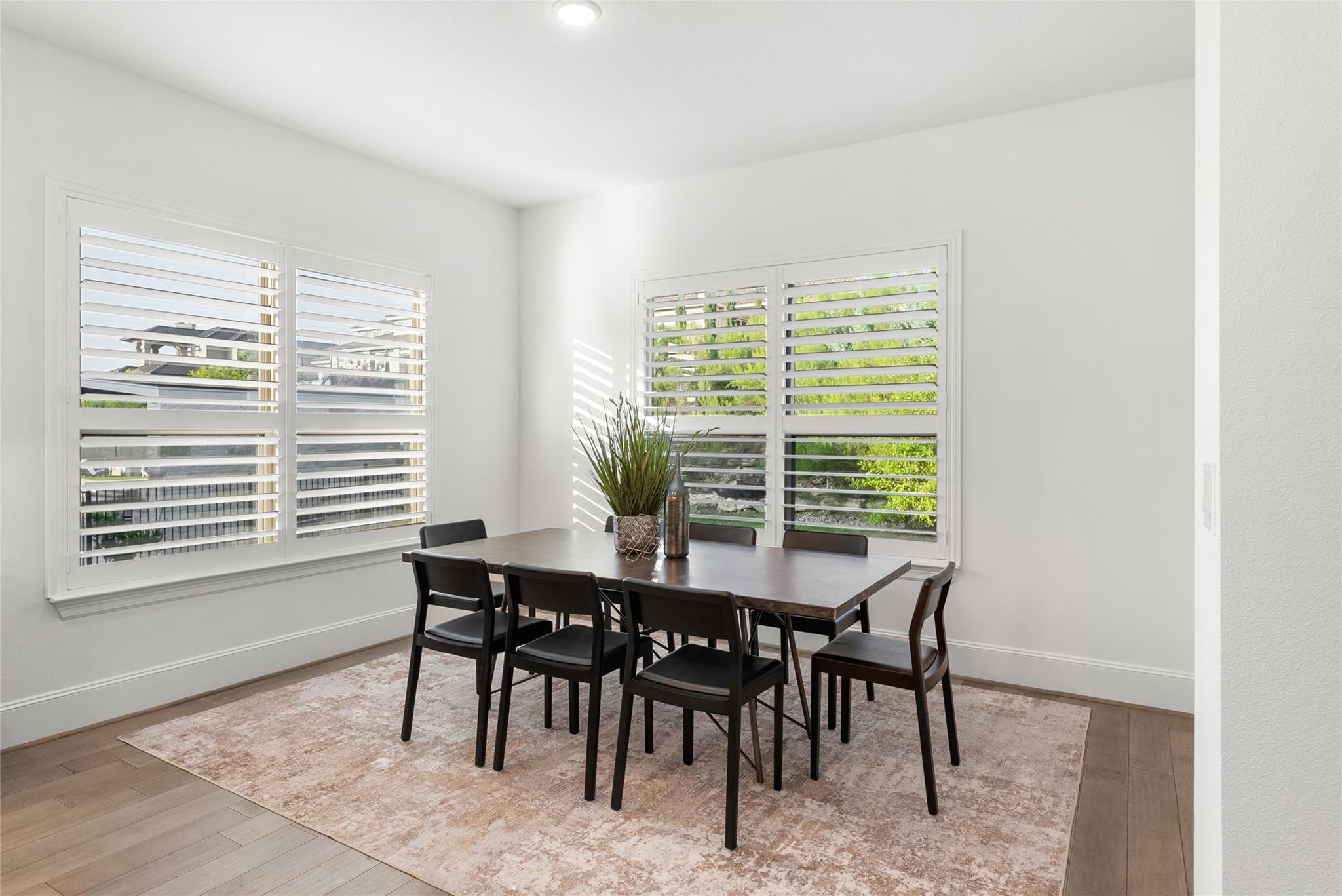 312 Bisset CT