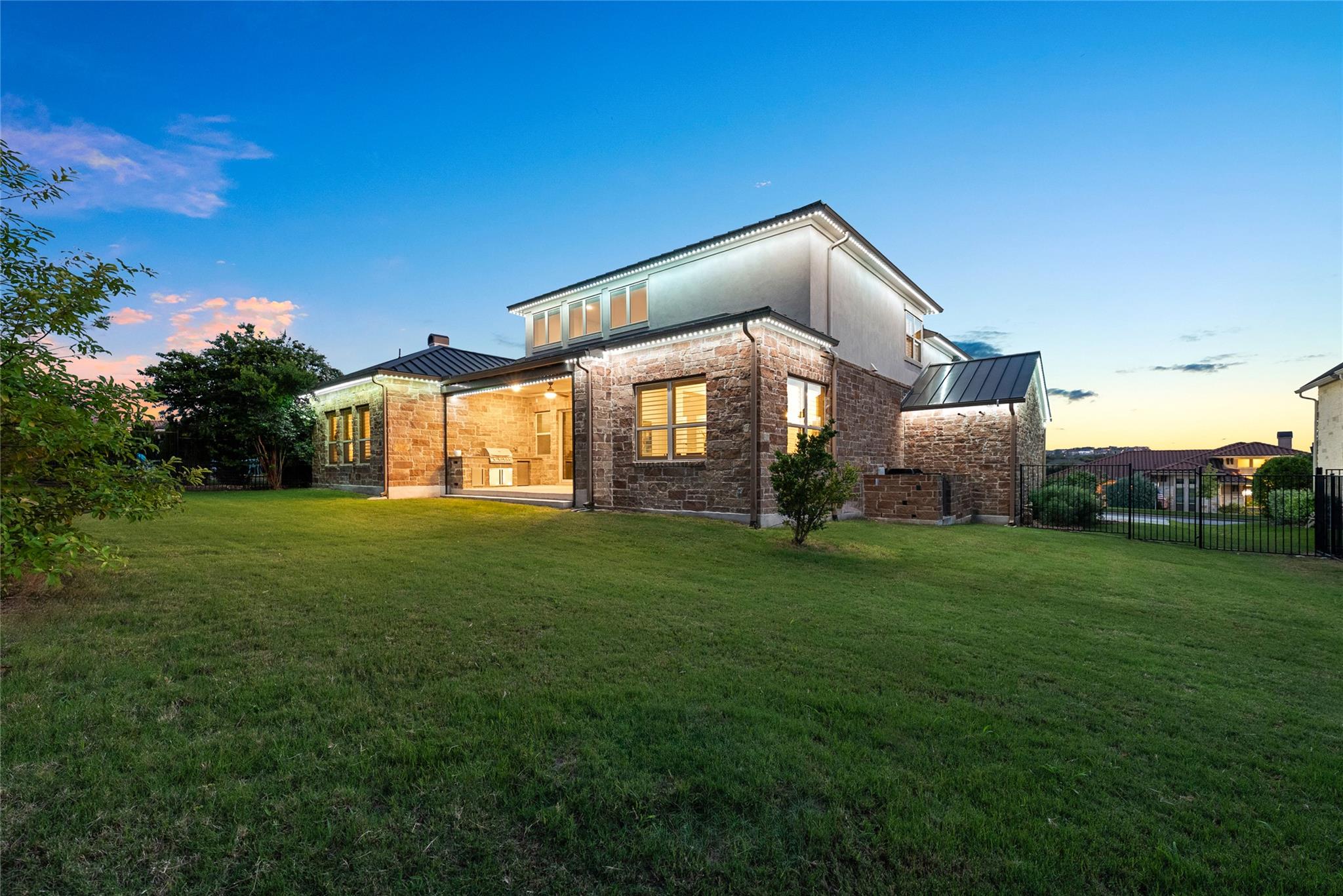 312 Bisset CT
