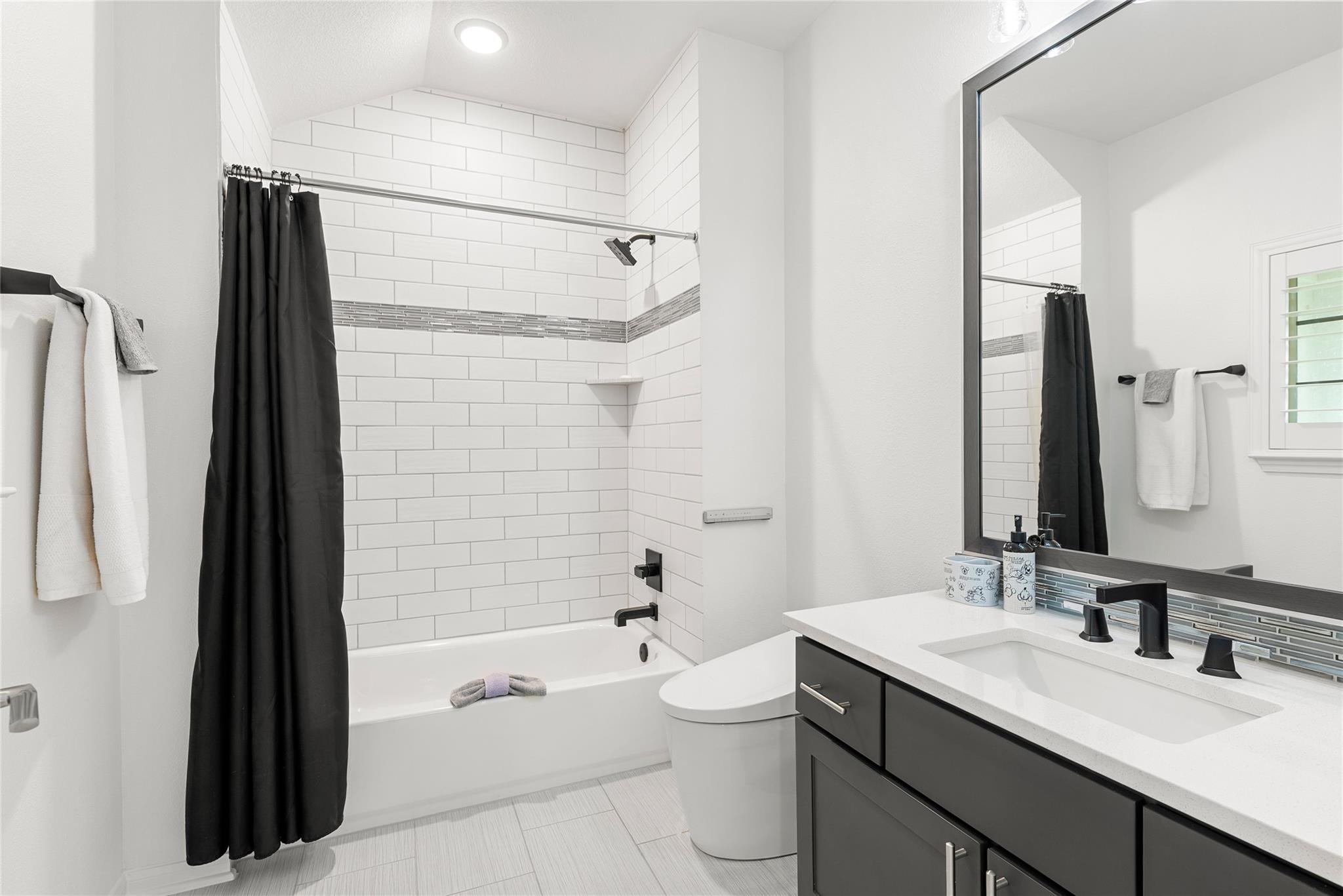 312 Bisset CT
