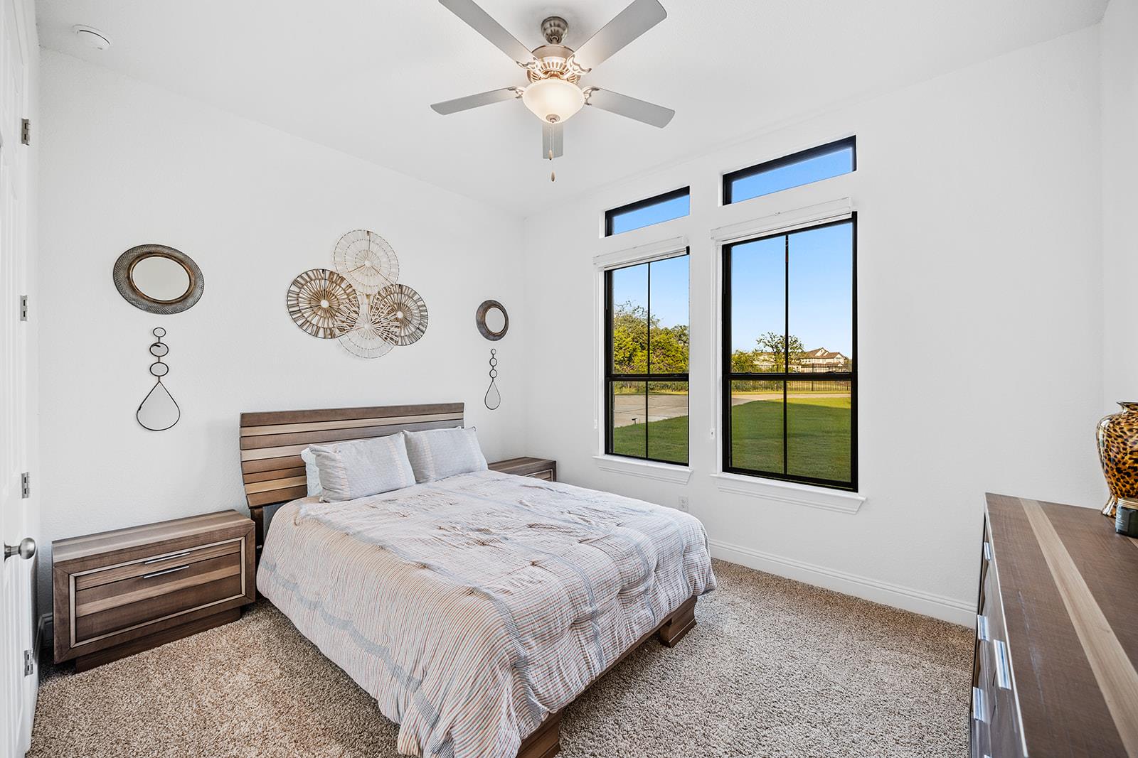 514 Round Valley TRL