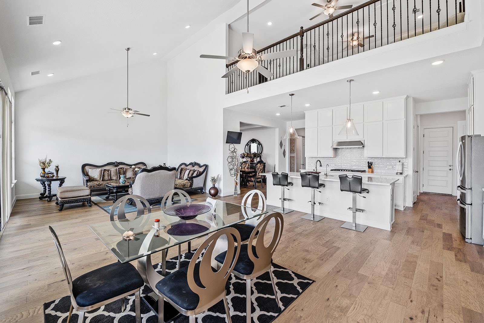 514 Round Valley TRL