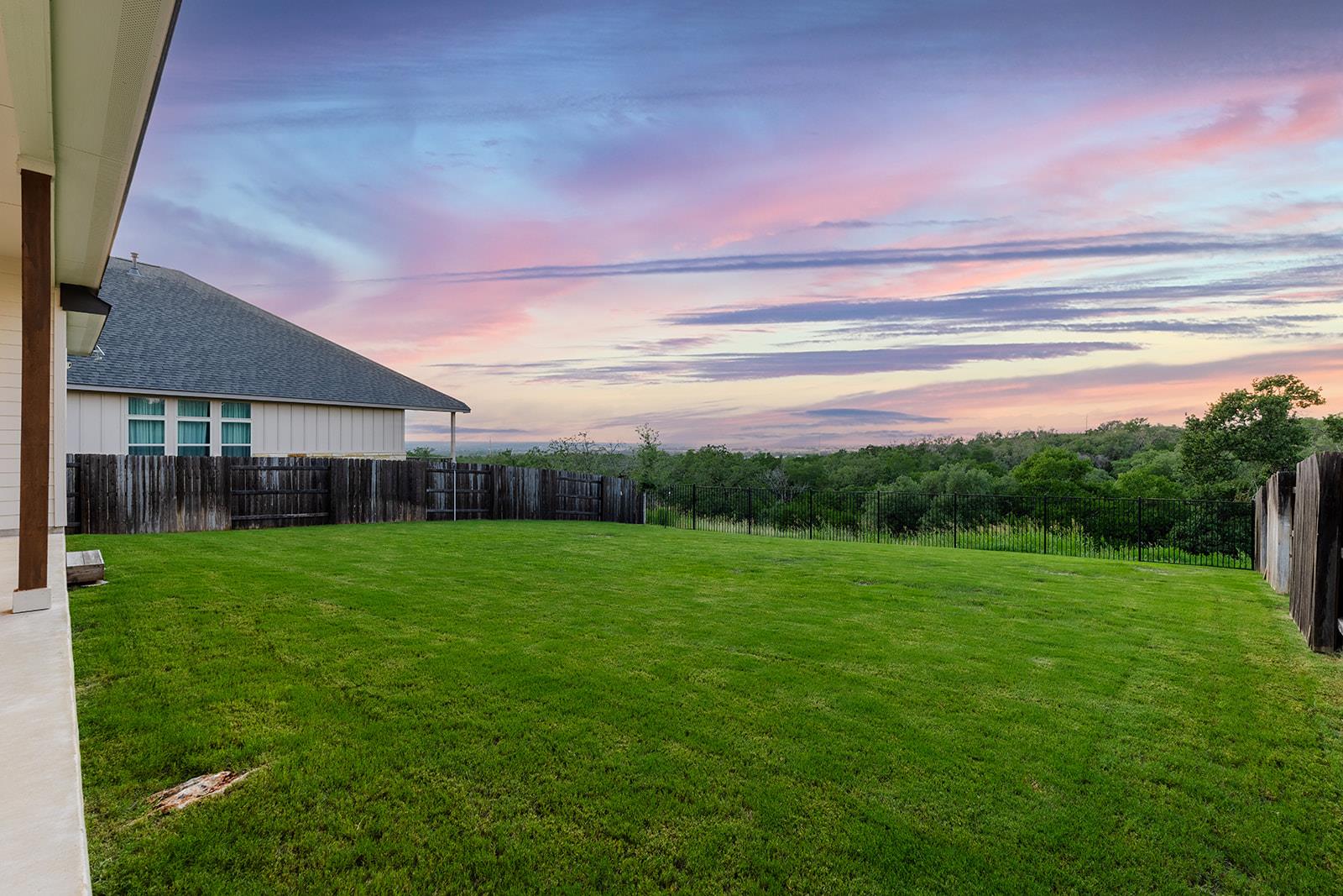 514 Round Valley TRL