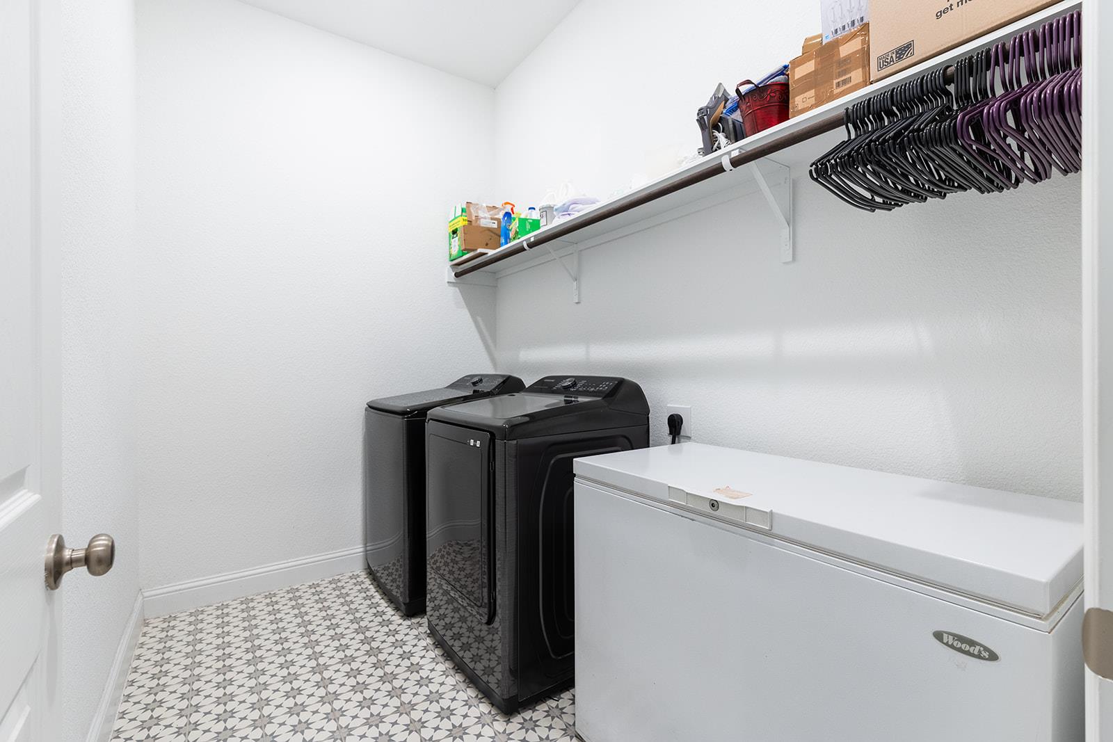 514 Round Valley TRL