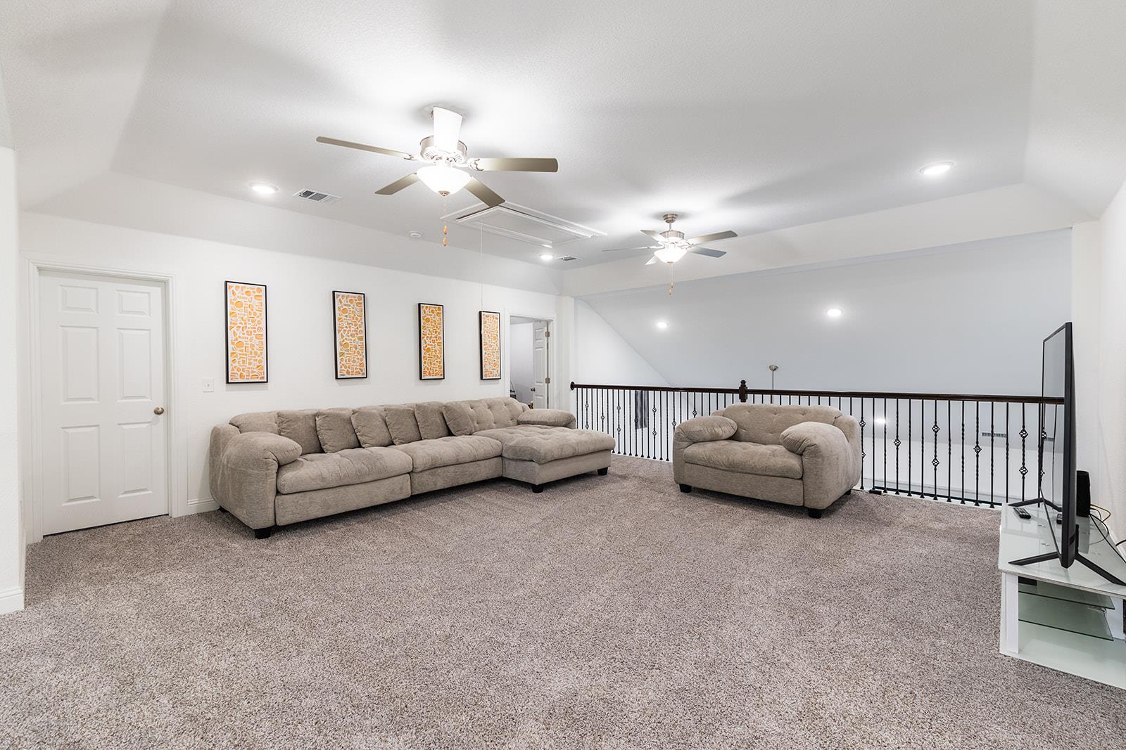 514 Round Valley TRL