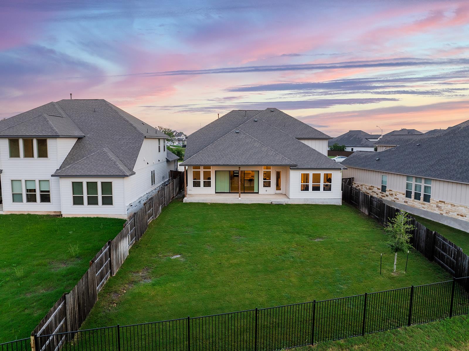 514 Round Valley TRL