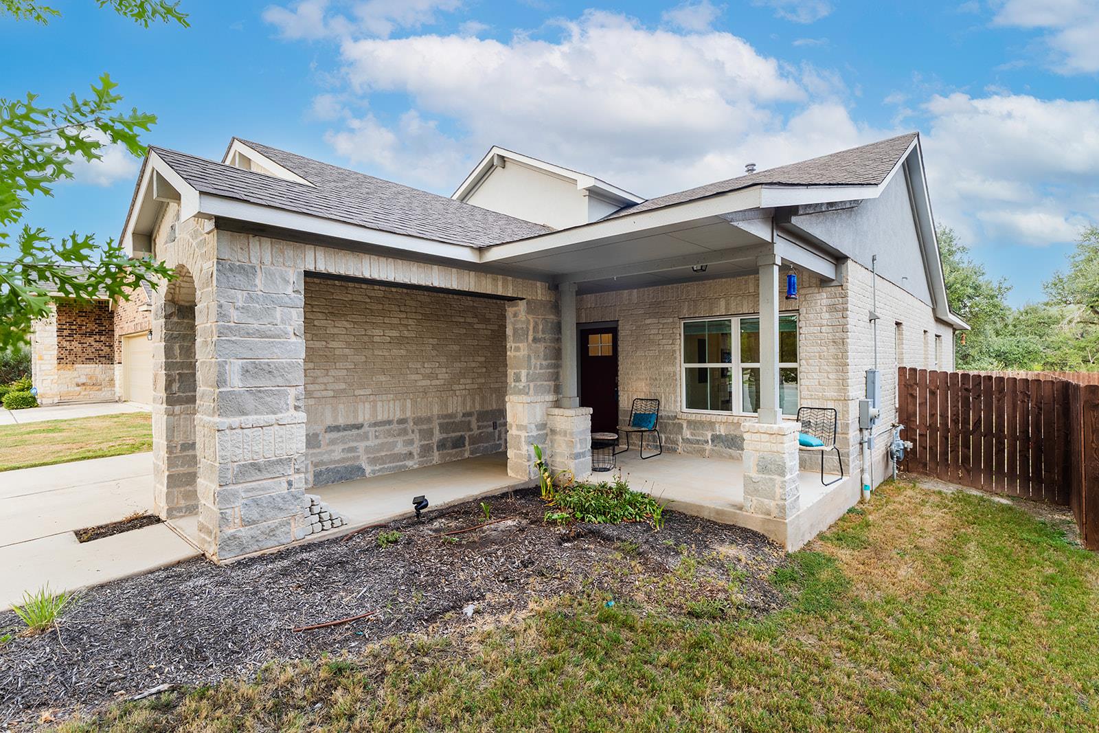 2324 Singletree BND