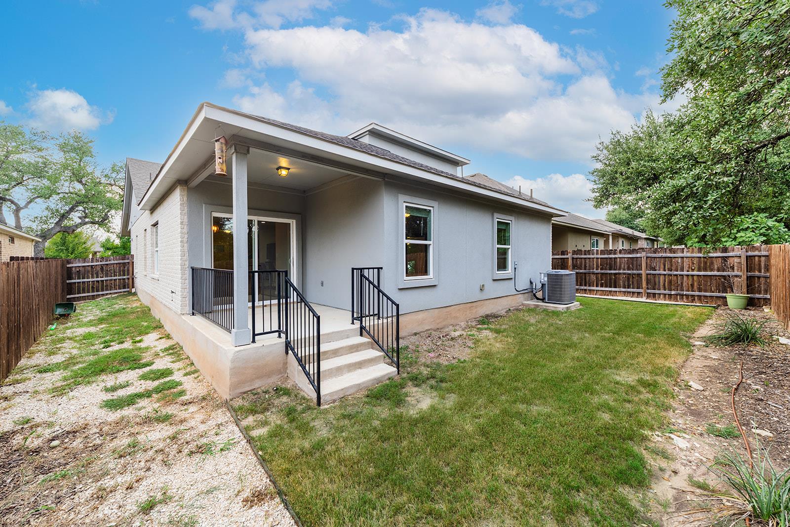 2324 Singletree BND