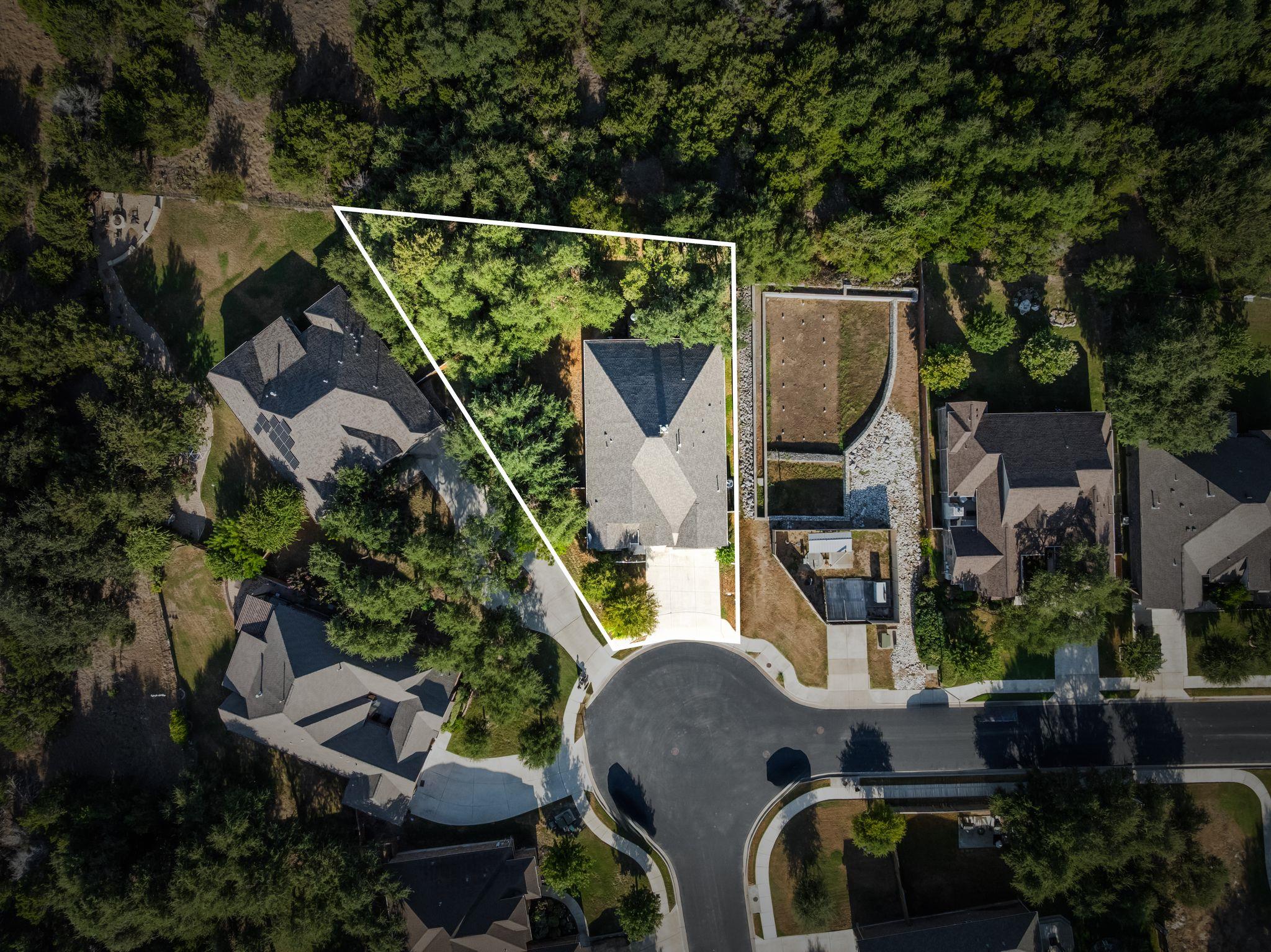 140 Lake Rim CIR