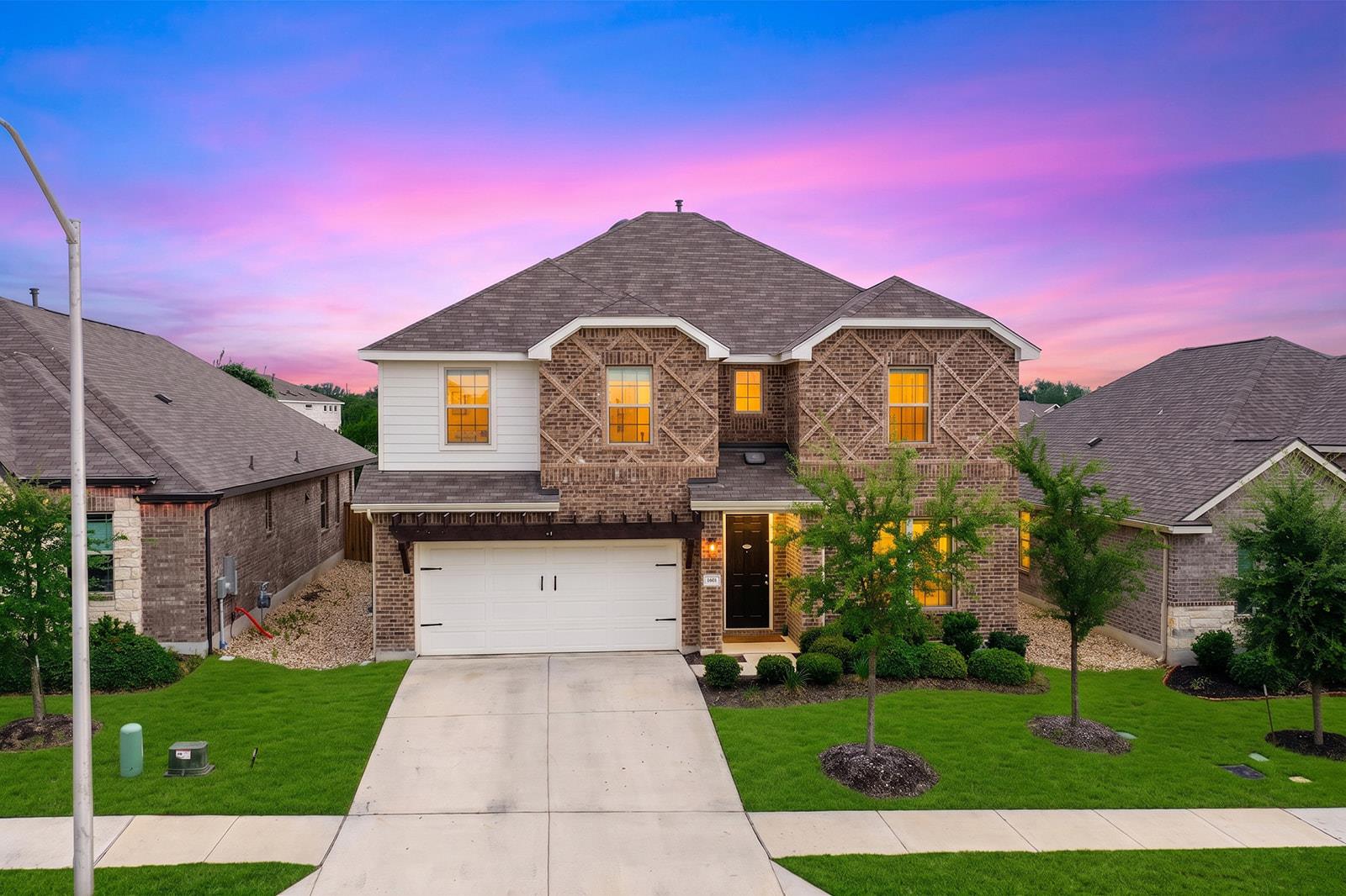 1601 Harrongton WAY