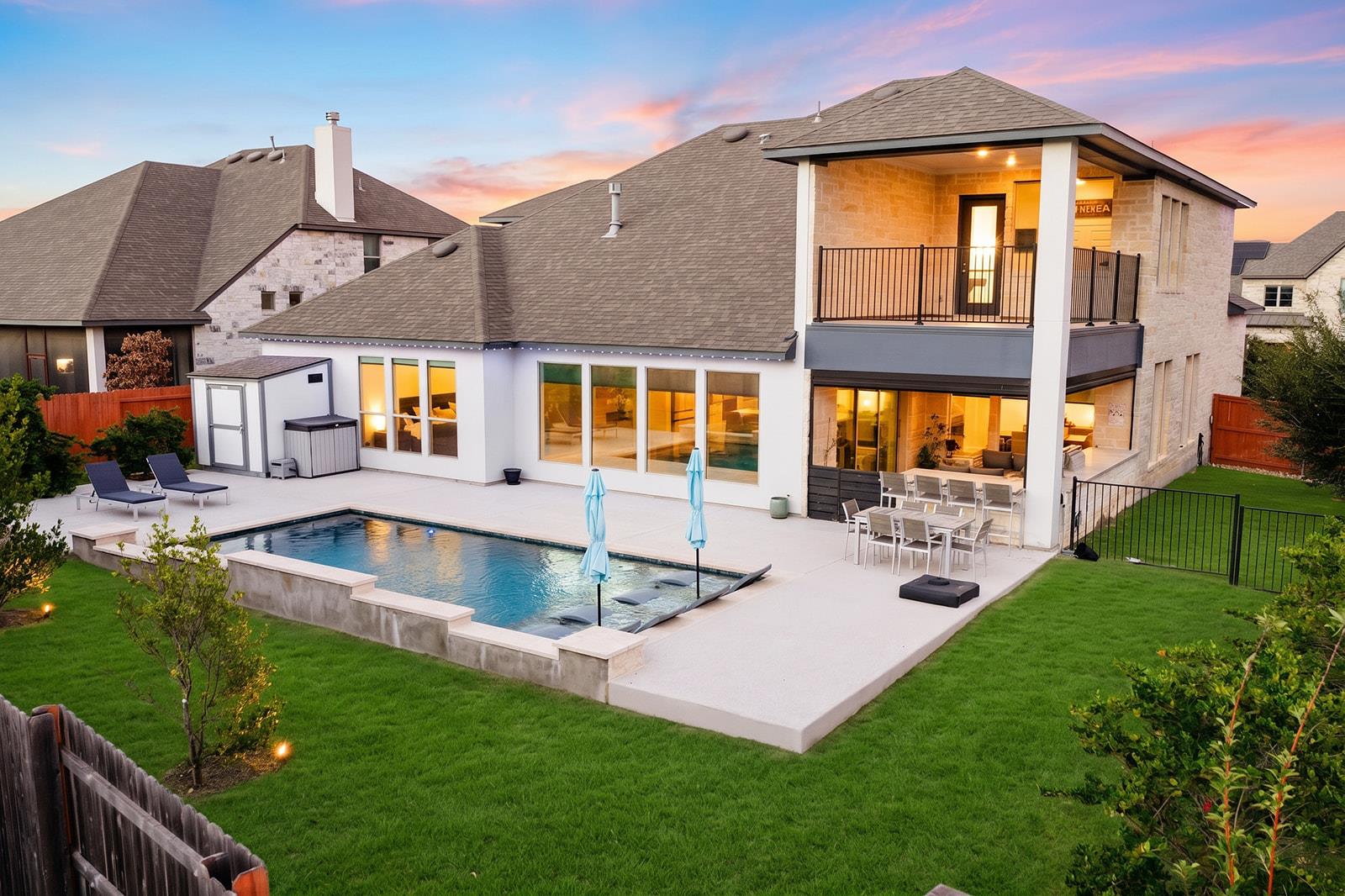 2101 Bayridge RD