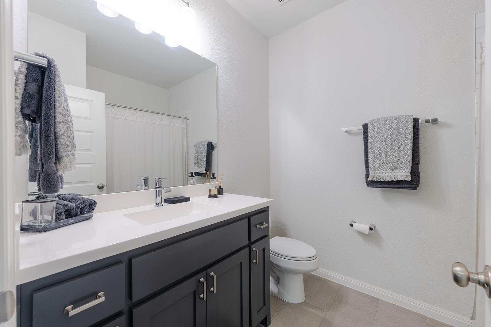 2101 Bayridge RD