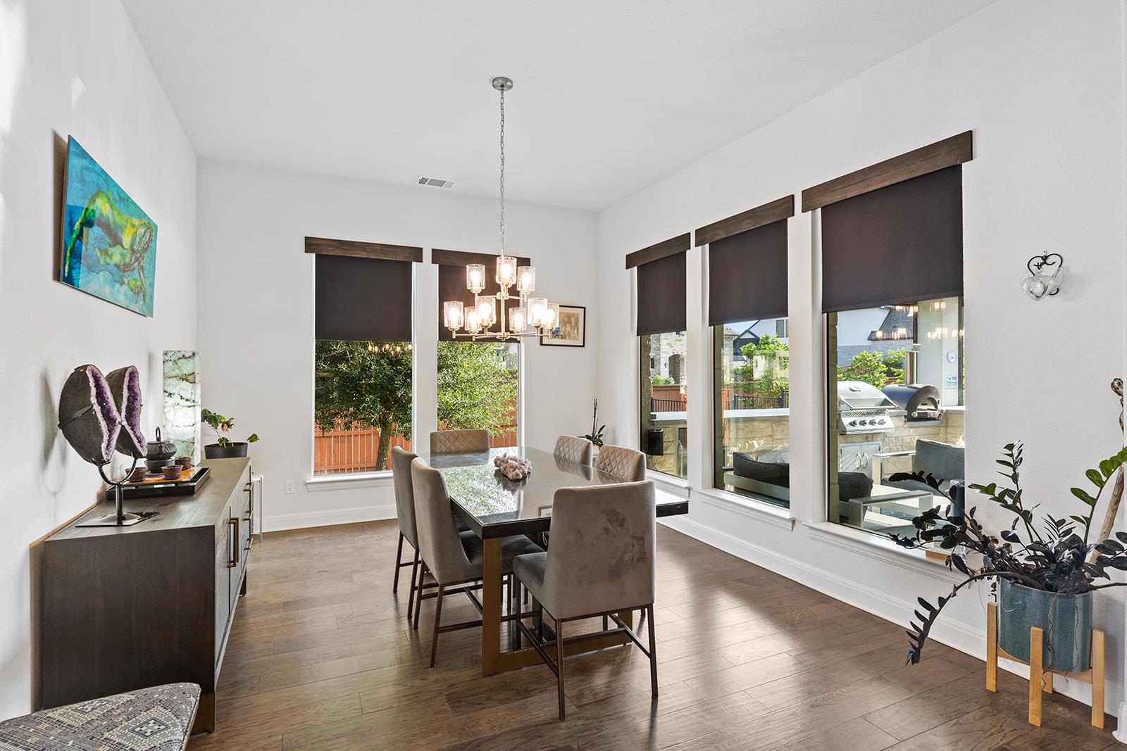 2101 Bayridge RD