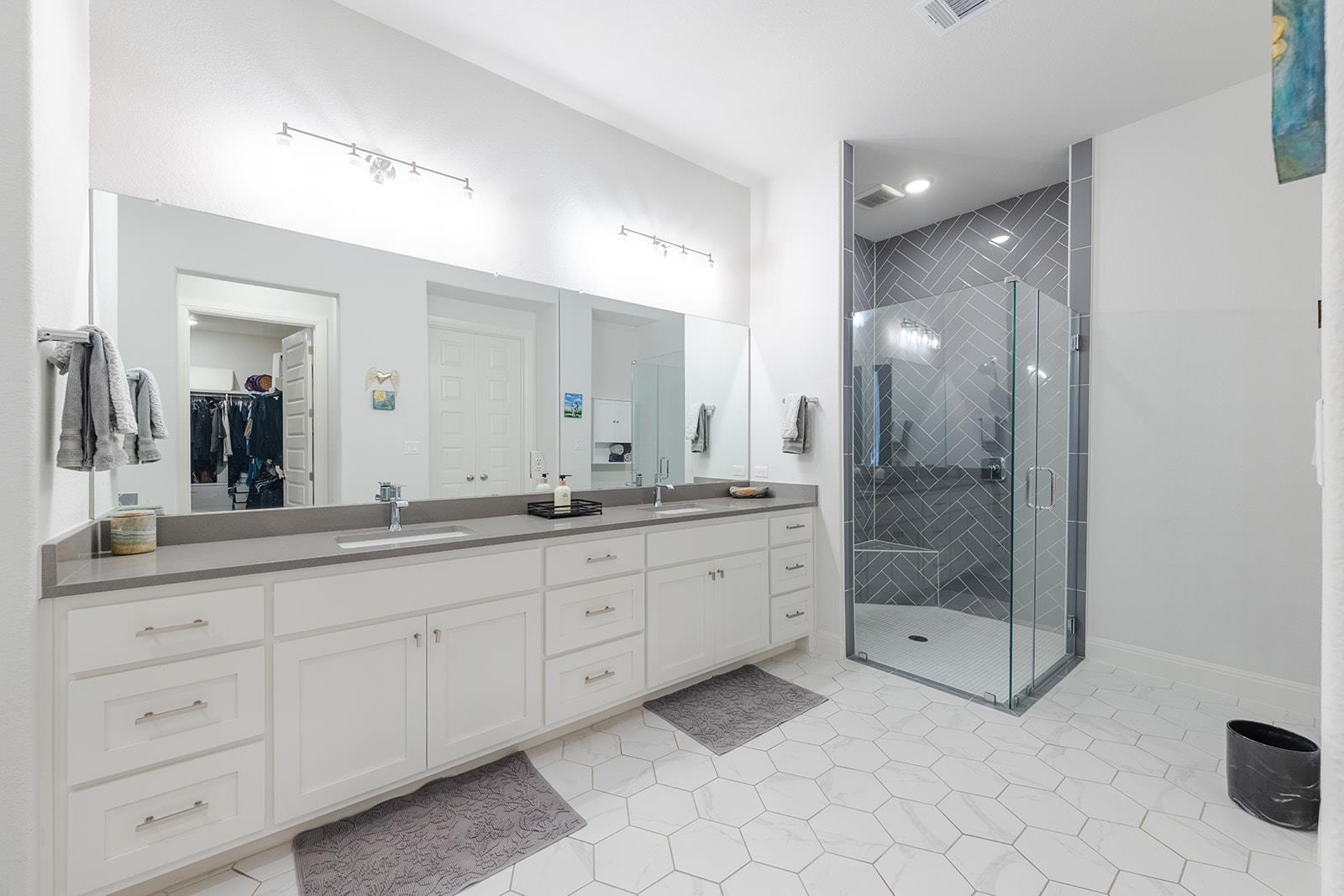 2101 Bayridge RD