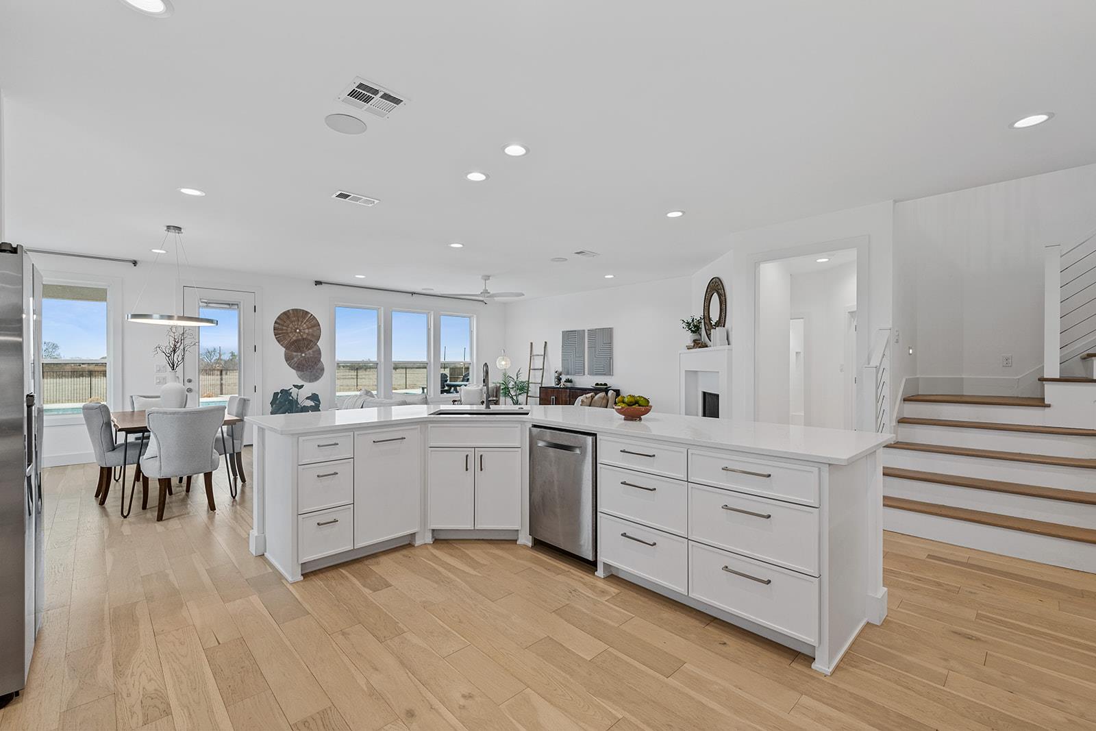 477 Willow Moon Ranch RD