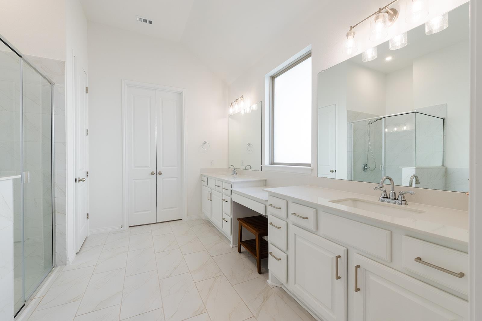 309 Hollister DR