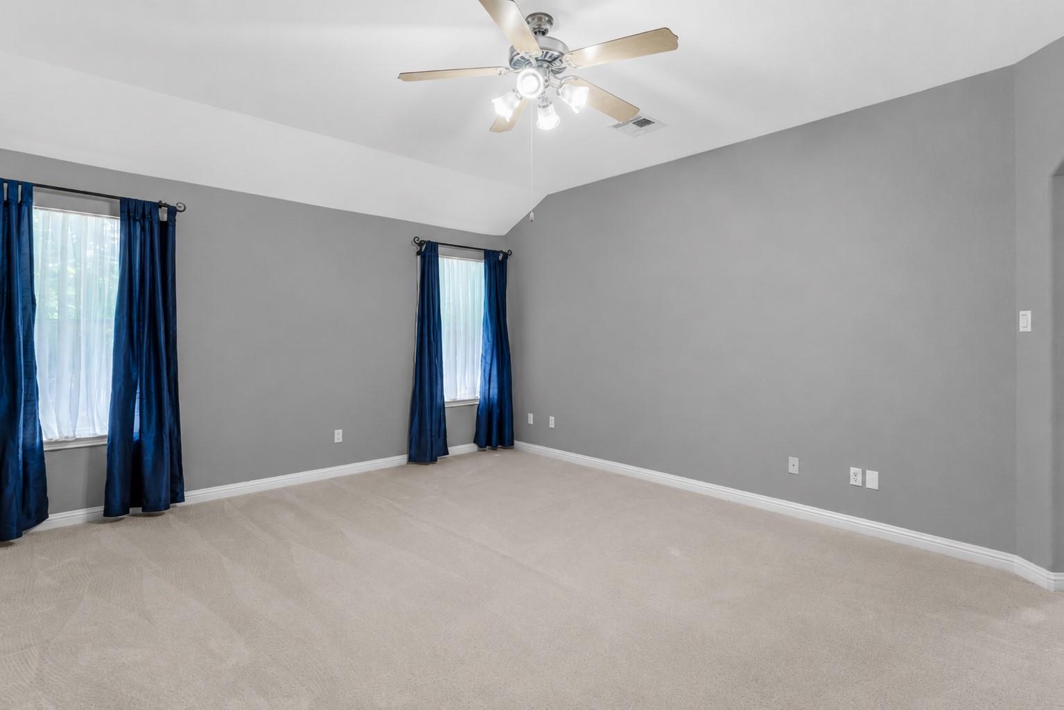 1114 Canyon Maple RD