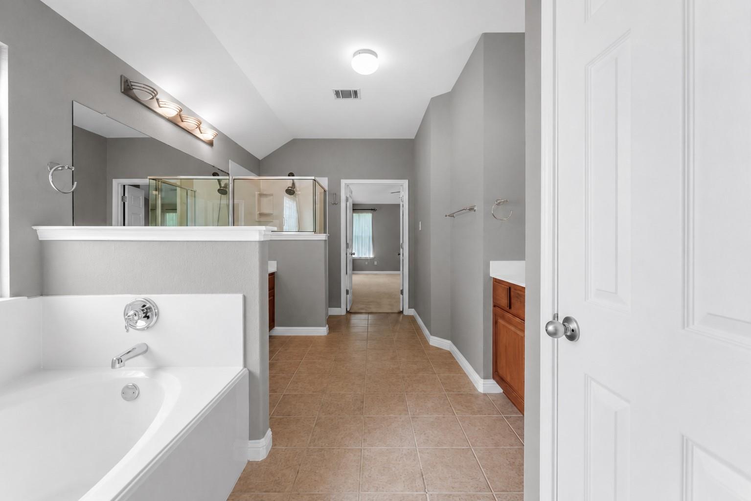 1114 Canyon Maple RD
