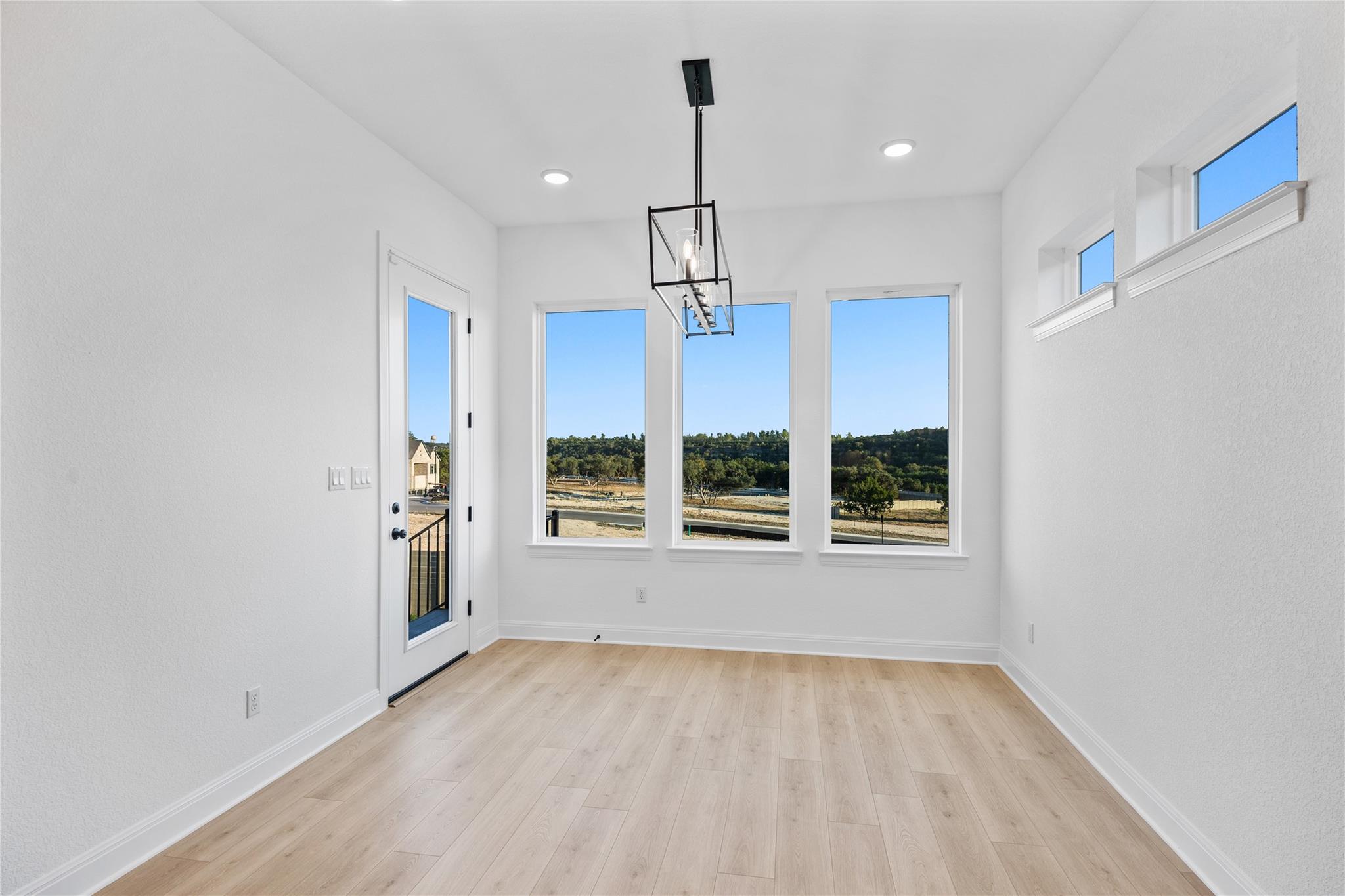 3213 Lookout Mountain RD